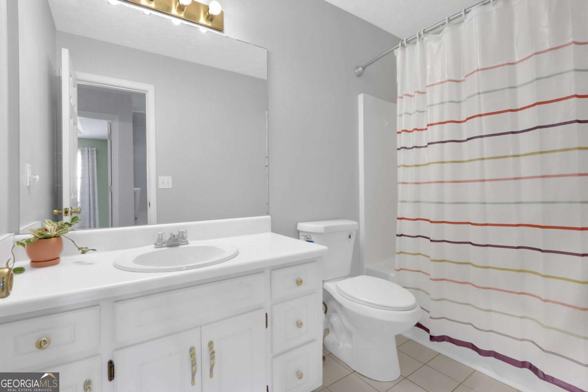 379 Creek Crossing Court Grayson GA 30017