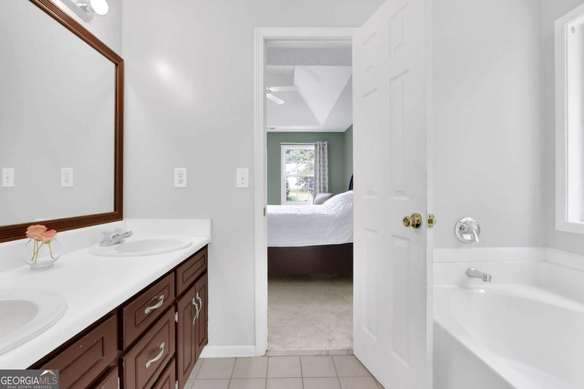 379 Creek Crossing Court Grayson GA 30017