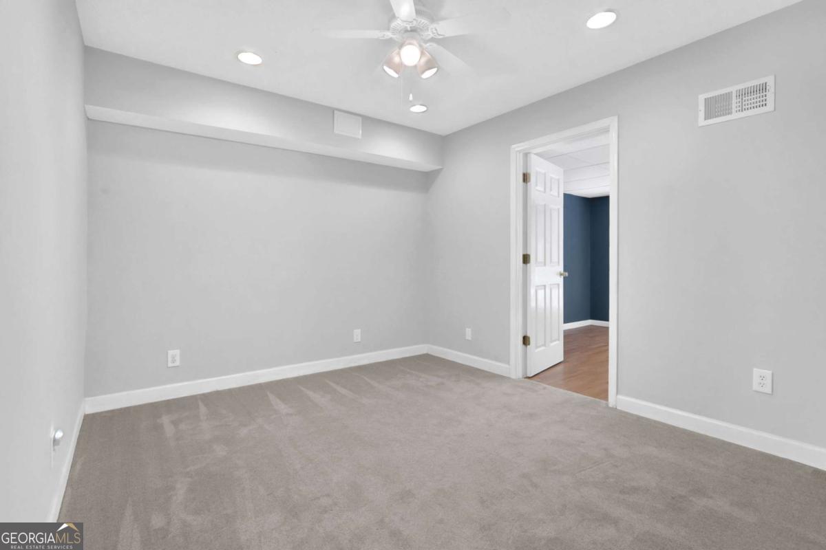 379 Creek Crossing Court Grayson GA 30017