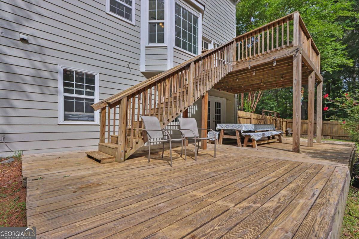 379 Creek Crossing Court Grayson GA 30017