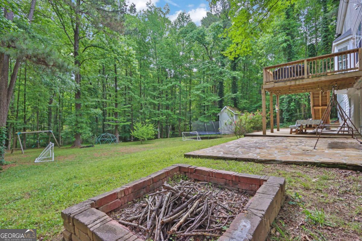 379 Creek Crossing Court Grayson GA 30017