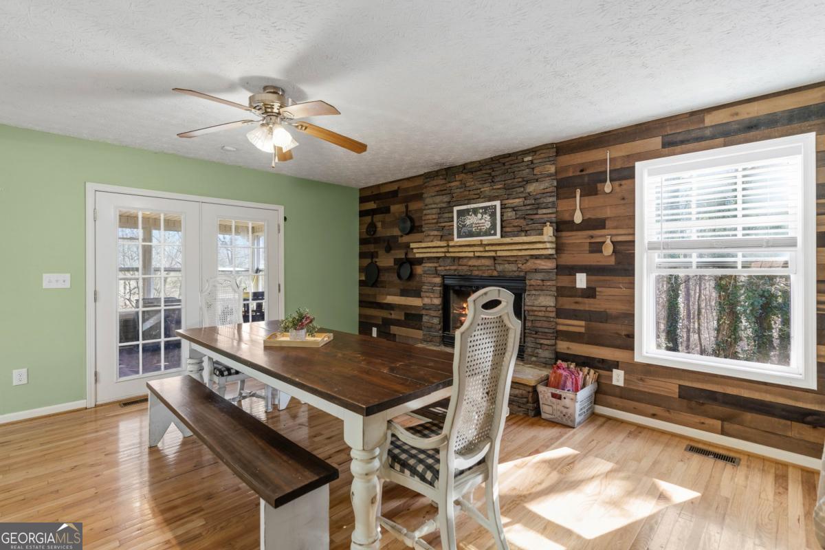 7540 County Line Road Lula GA 30554