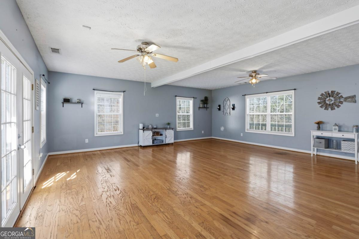 7540 County Line Road Lula GA 30554