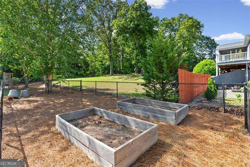 41 River Walk Parkway Euharlee GA 30145