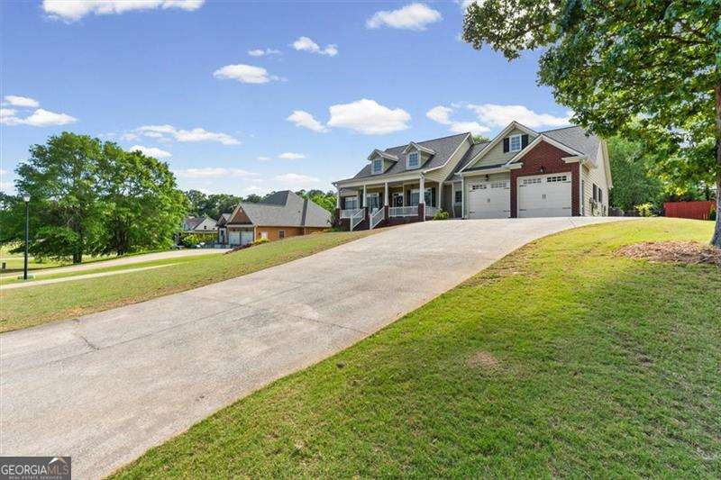 41 River Walk Parkway Euharlee GA 30145