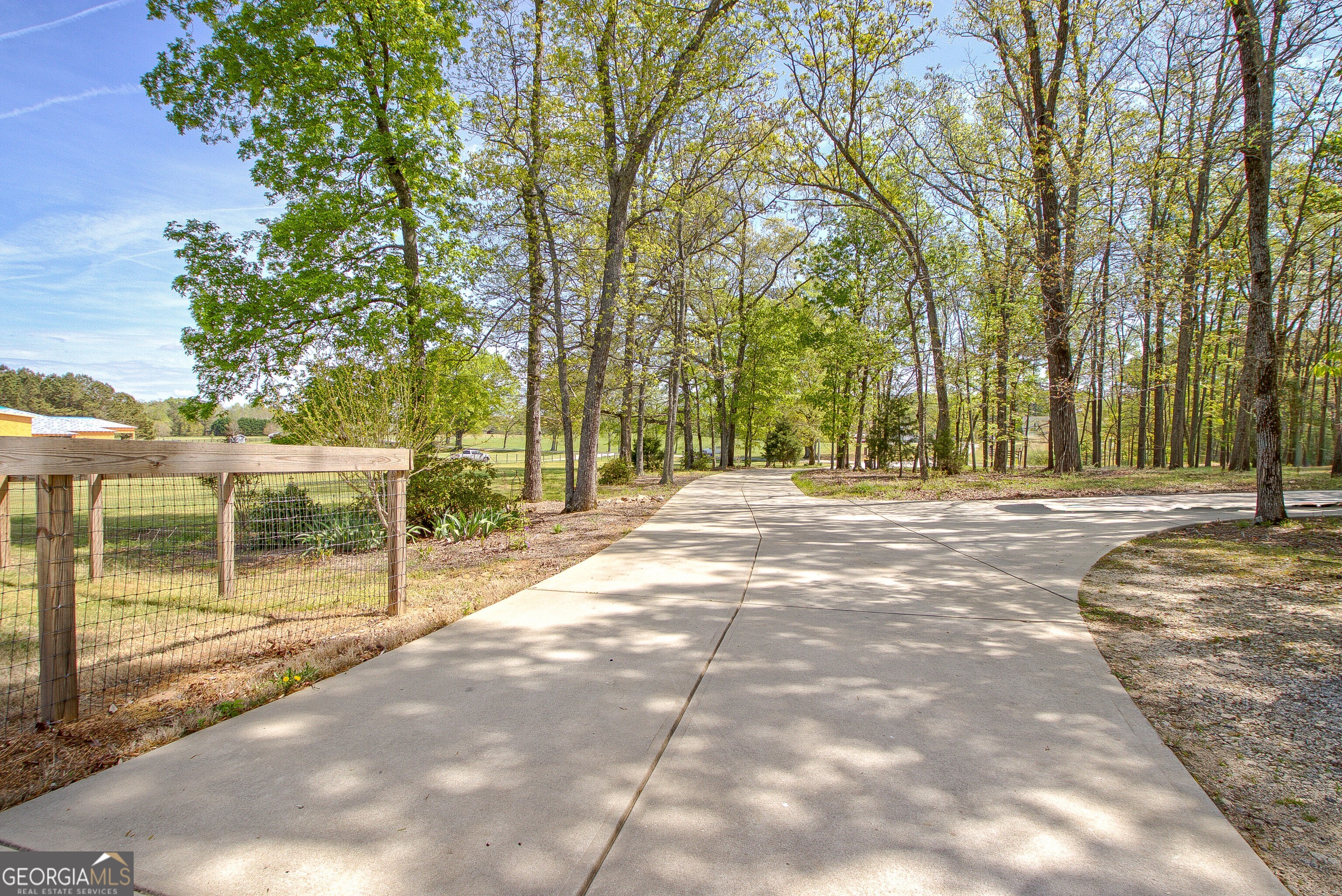 357 Brooks Road Brooks GA 30205