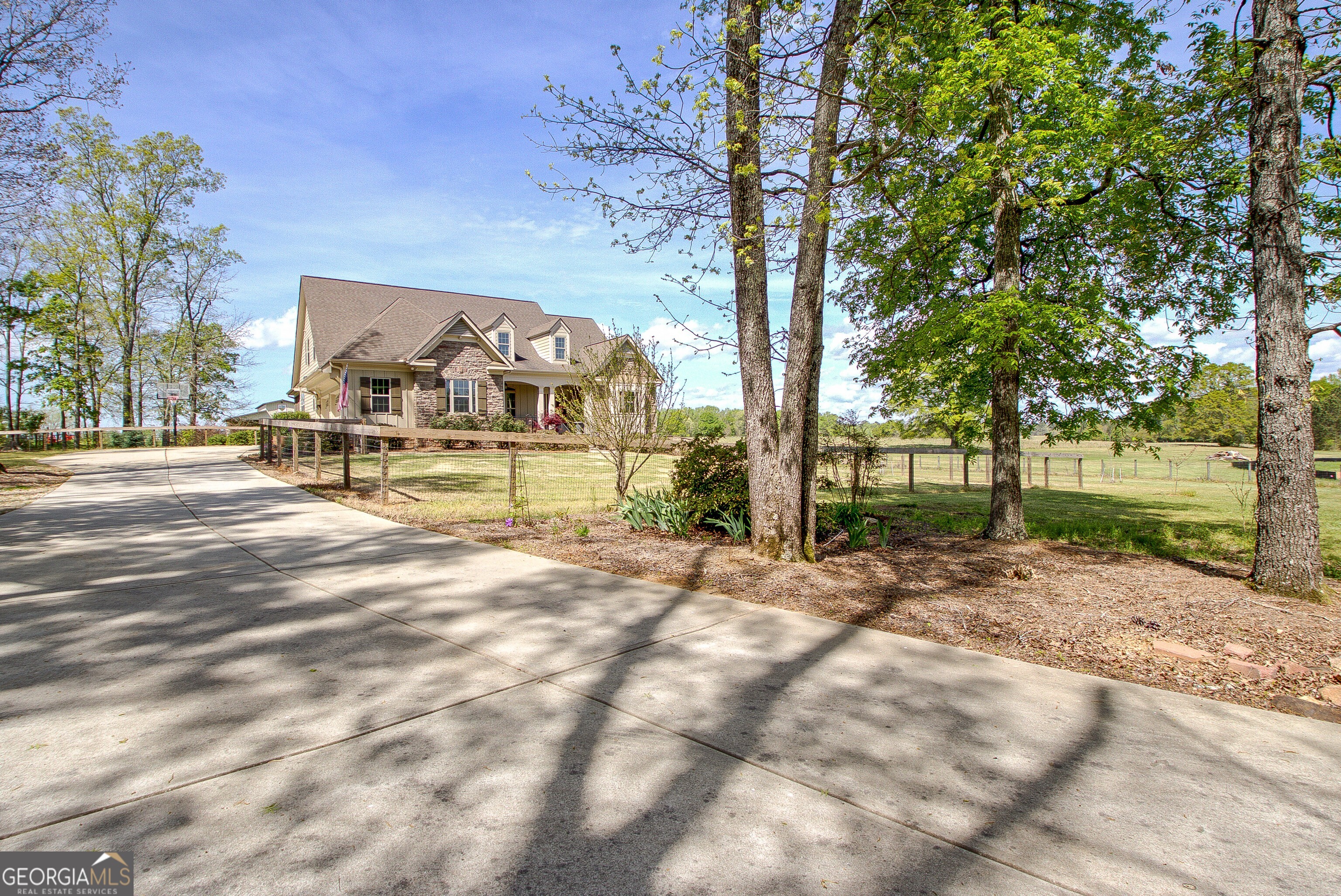 357 Brooks Road Brooks GA 30205