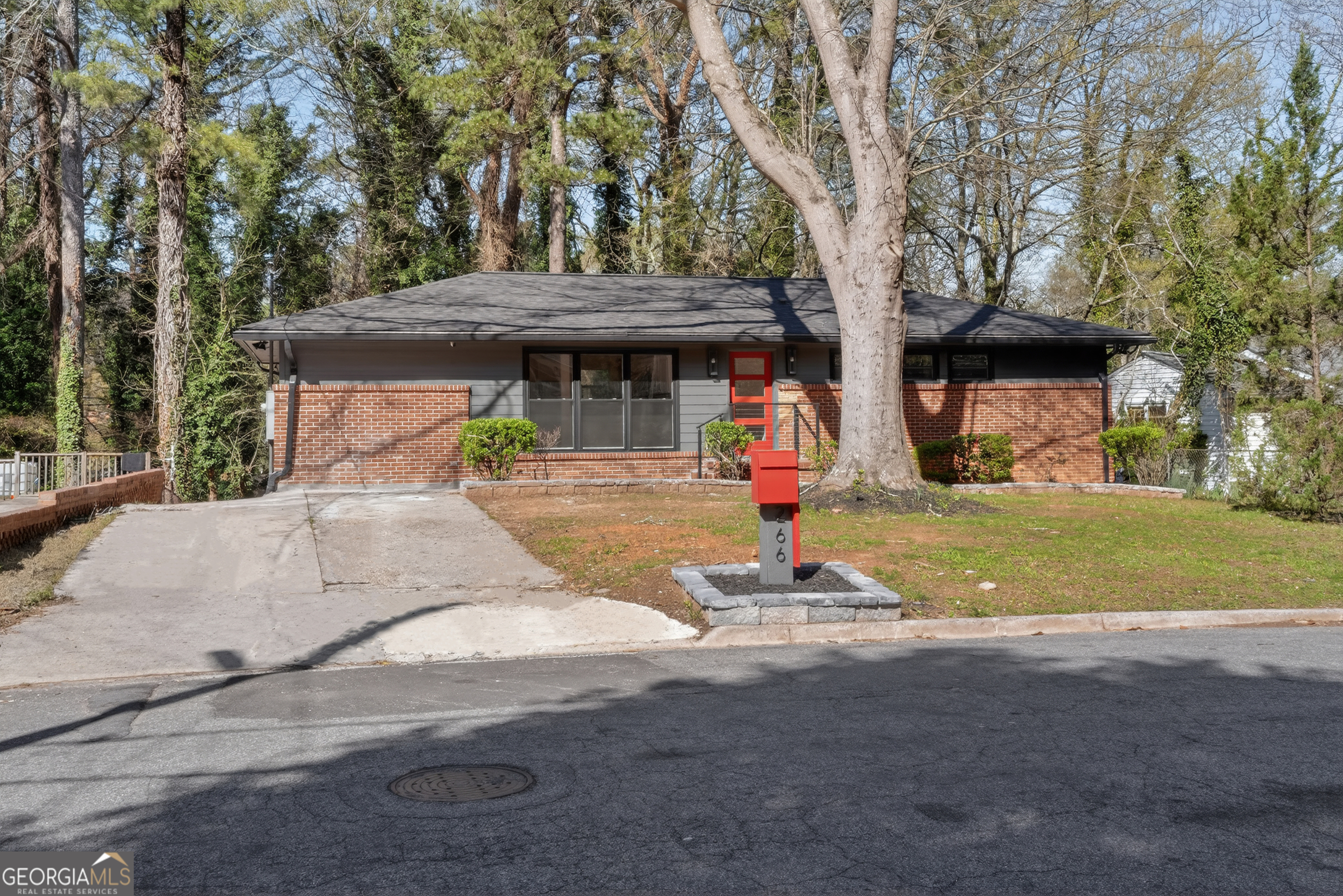 266 Simon Terrace NW Atlanta GA 30318