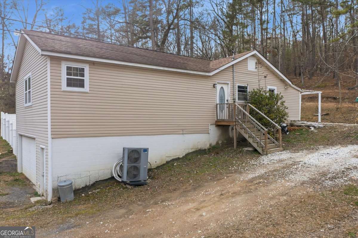 1491 Booze Mountain Road SE Silver Creek GA 30173