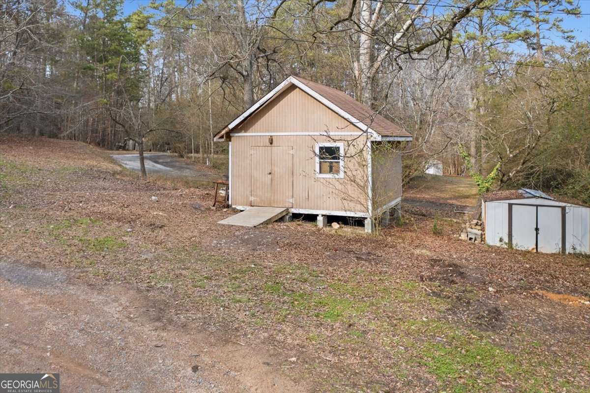 1491 Booze Mountain Road SE Silver Creek GA 30173