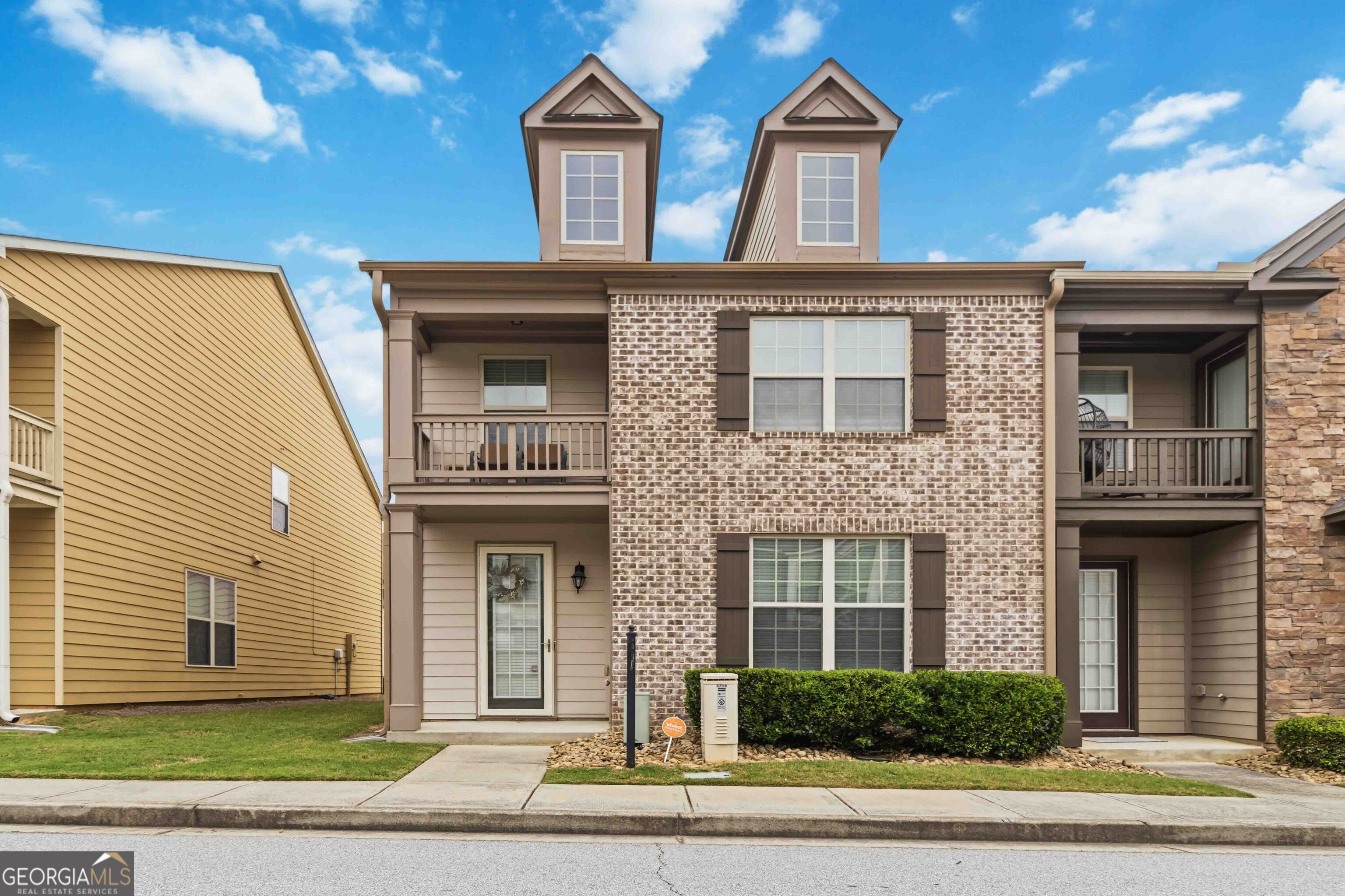 5708 Radford Loop Fairburn GA 30213