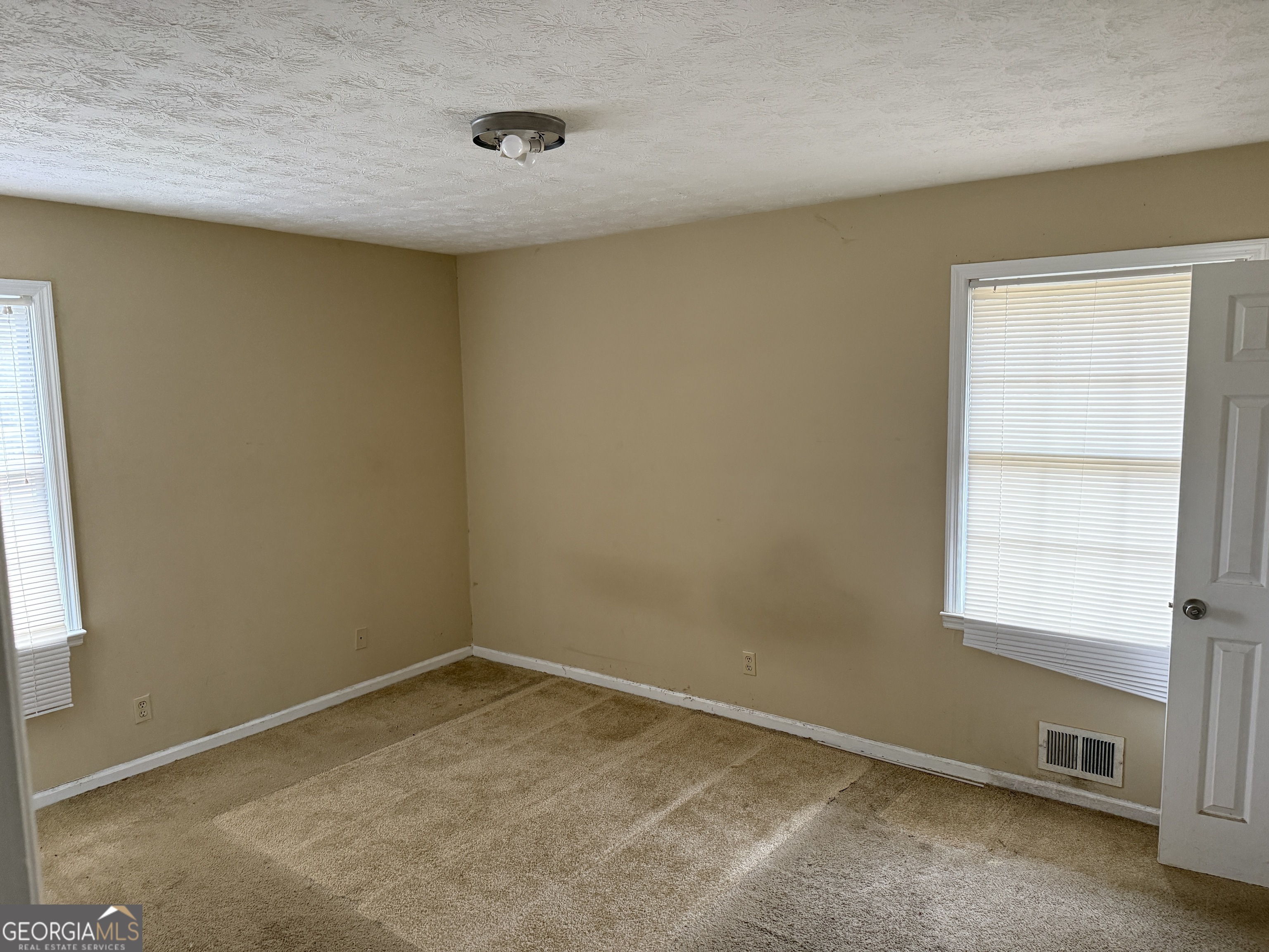 1960 Klondike Road SW Conyers GA 30094