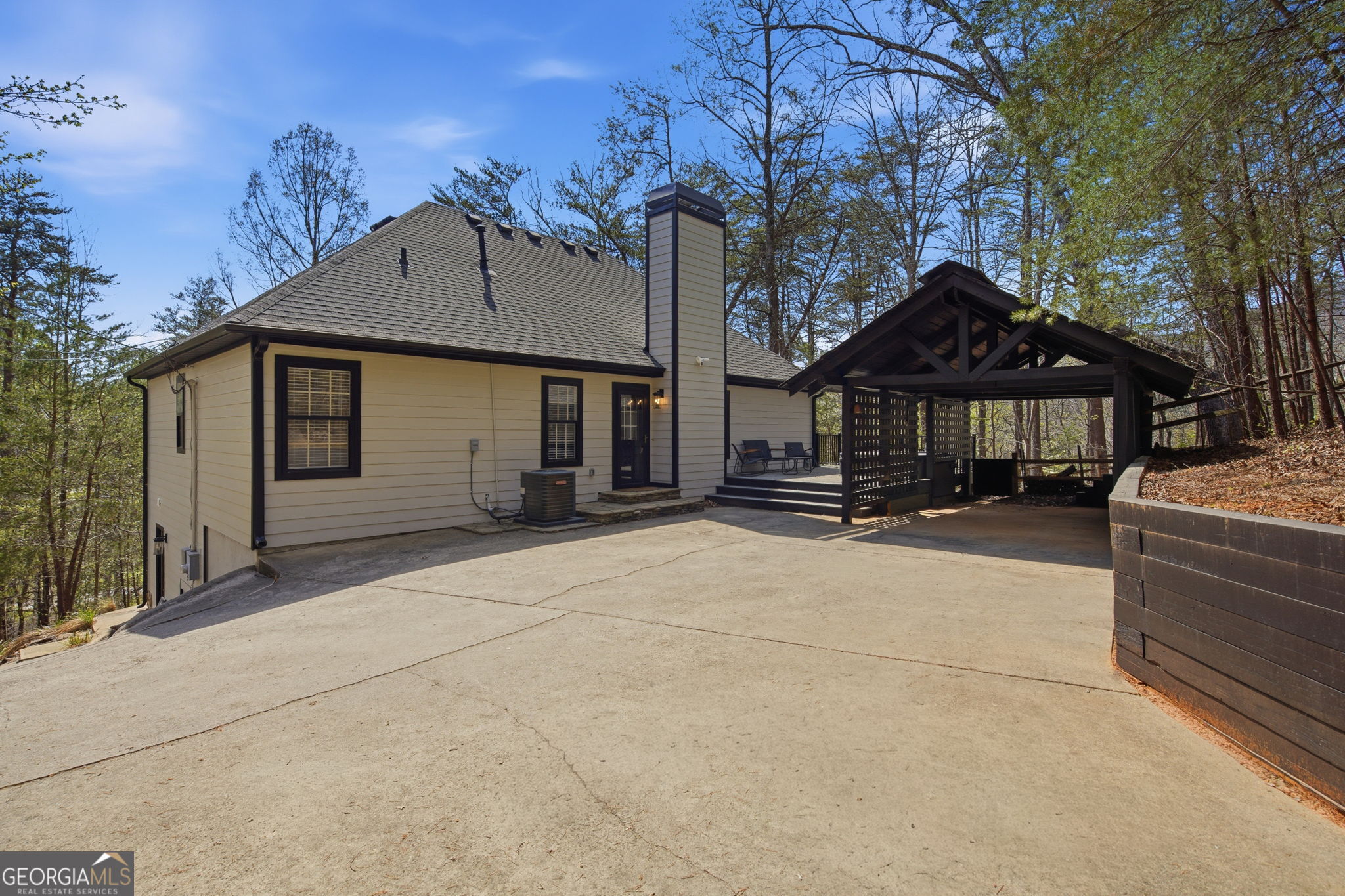 70 Fox Den Circle Jasper GA 30143