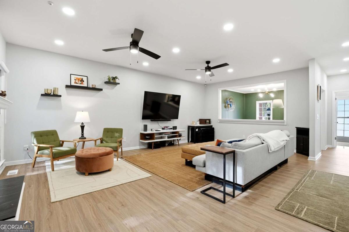 605 Brandywine Circle Atlanta GA 30350