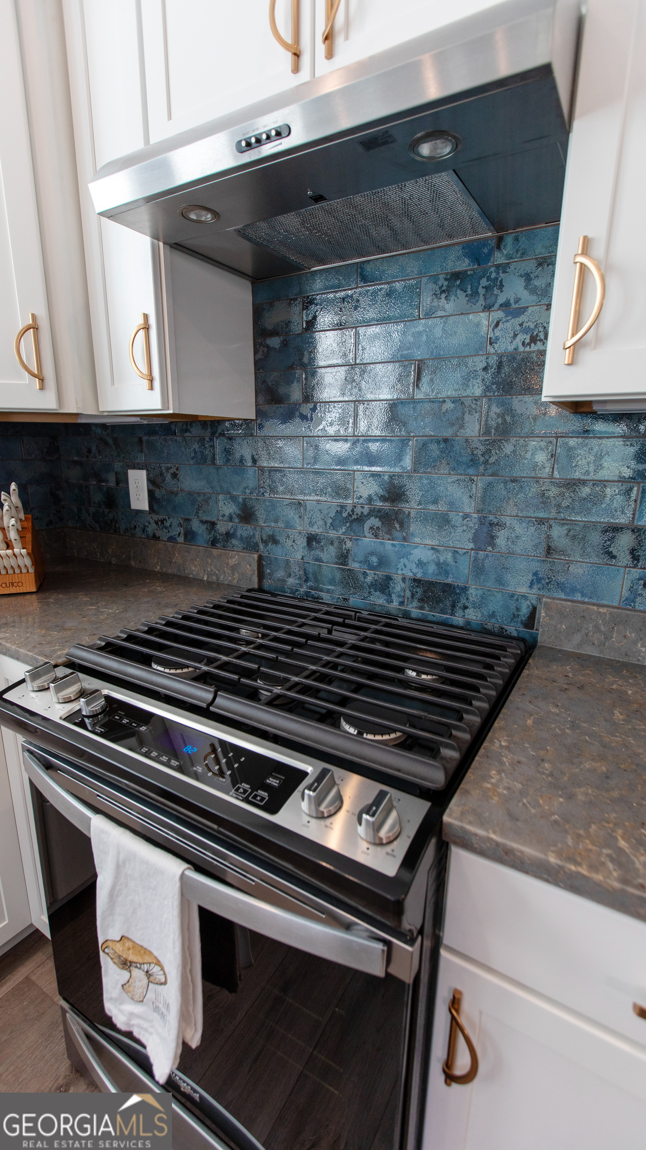 5687 Villa Crest Drive Hoschton GA 30548