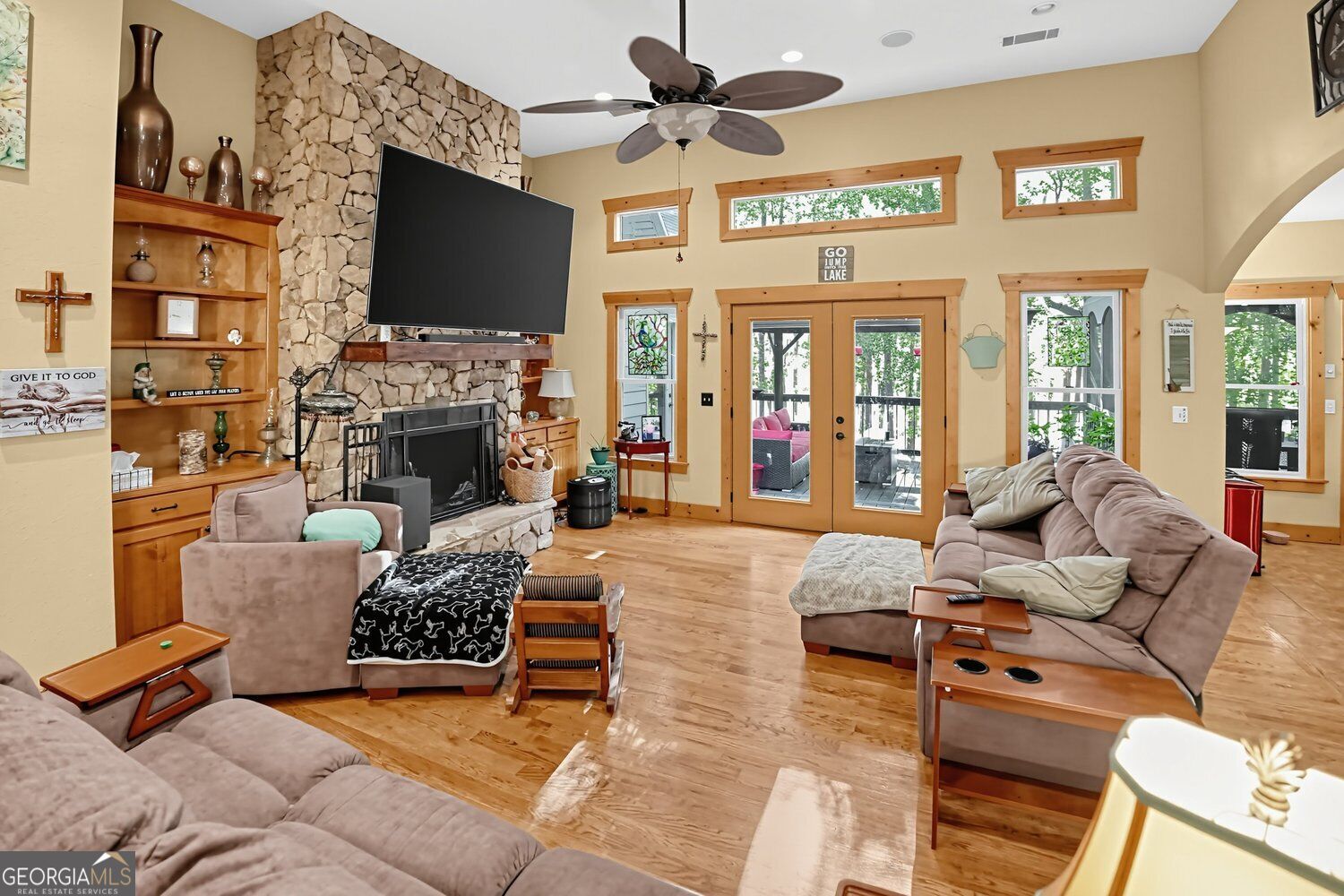 362 Foxy Lane Martin GA 30557