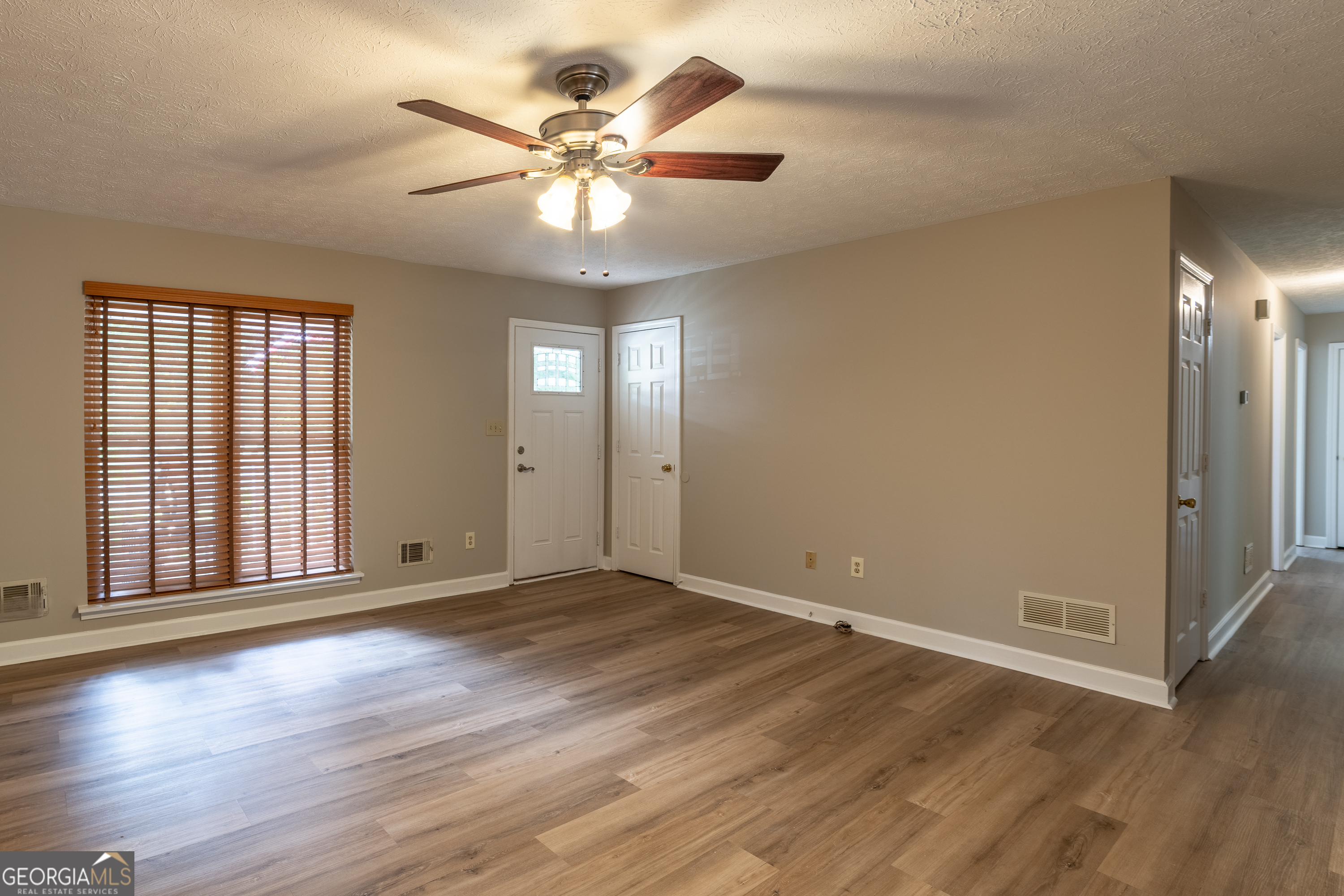 136 Creek Side Drive Mcdonough GA 30252