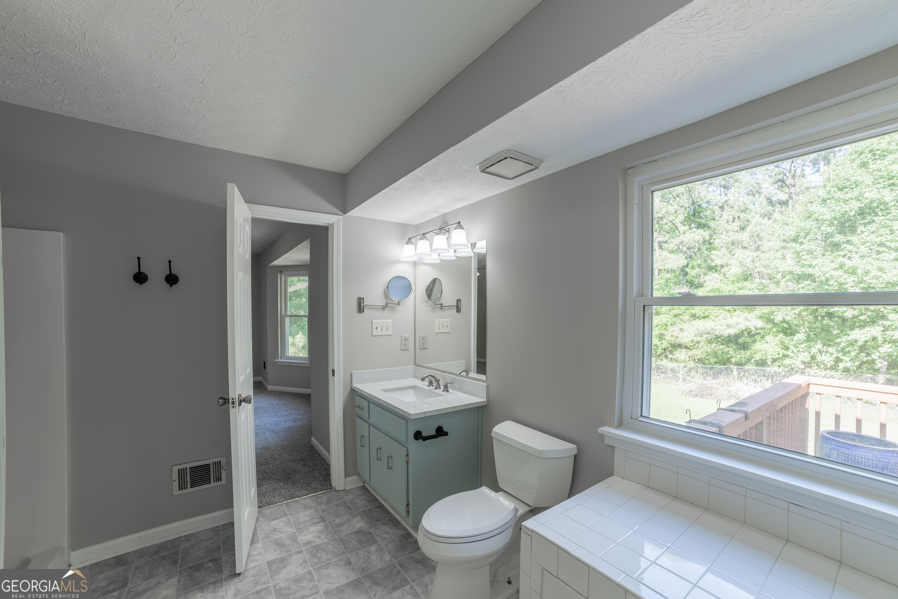 136 Creek Side Drive Mcdonough GA 30252