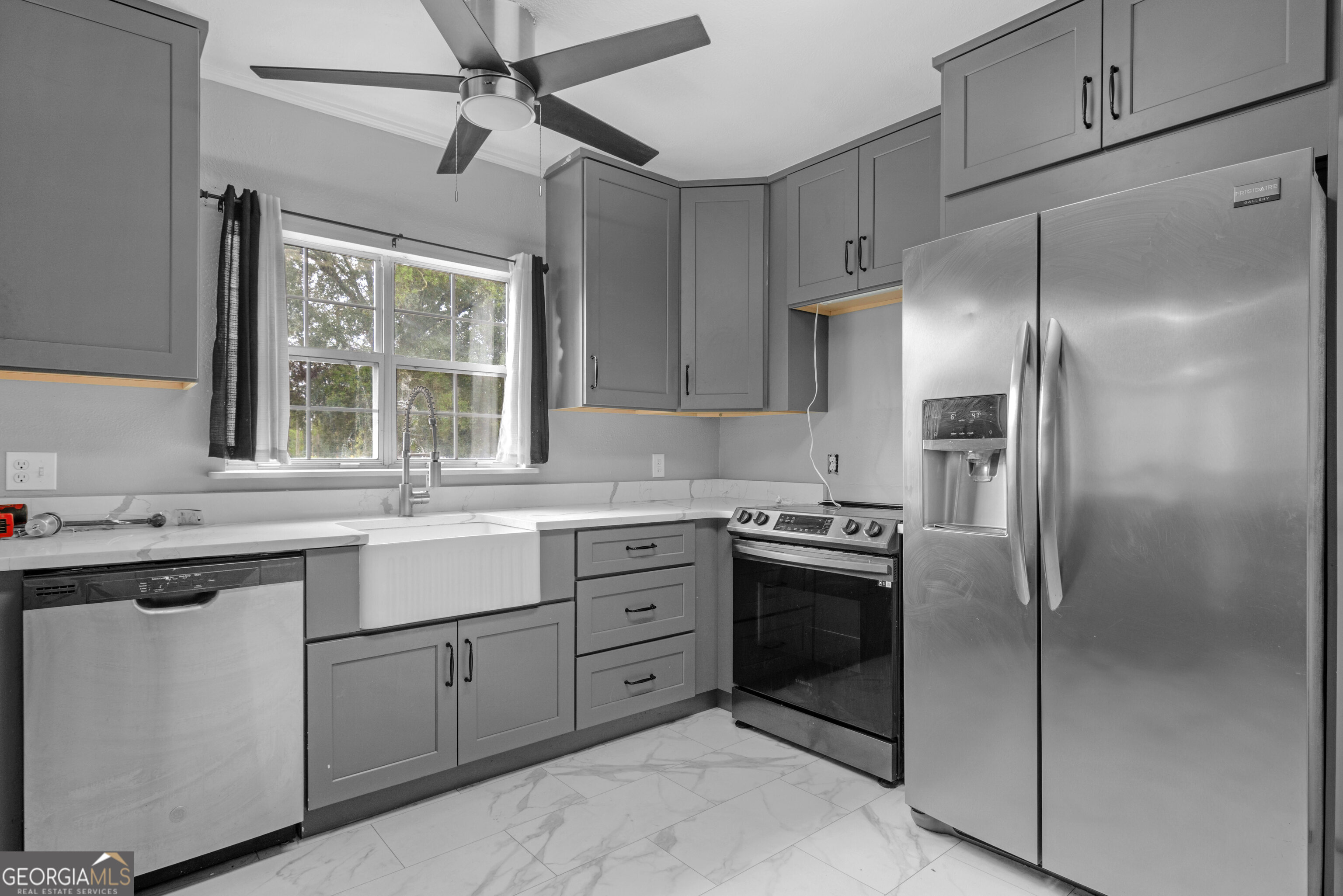 4240 White Tail Way Blackshear GA 31516