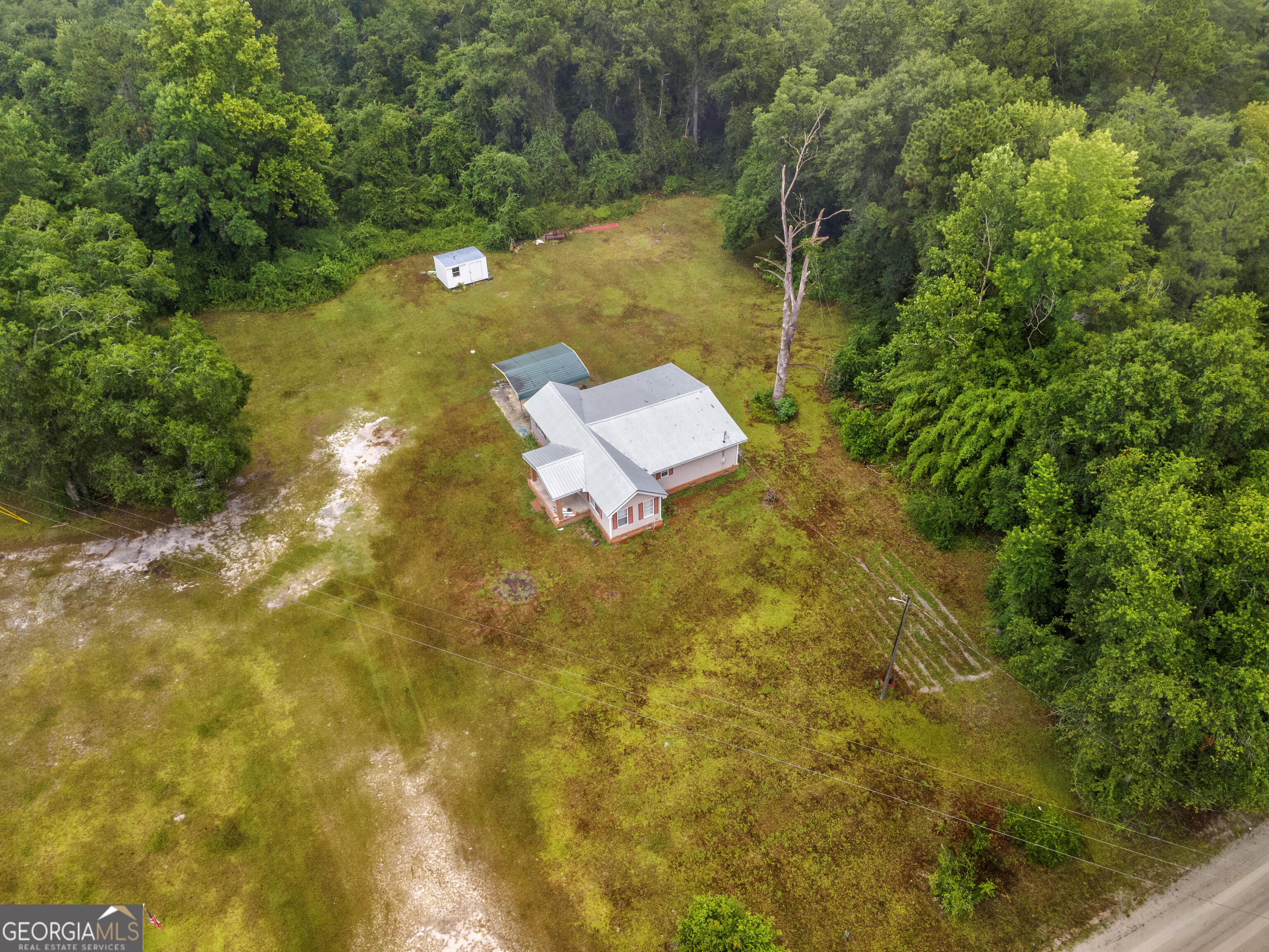4240 White Tail Way Blackshear GA 31516