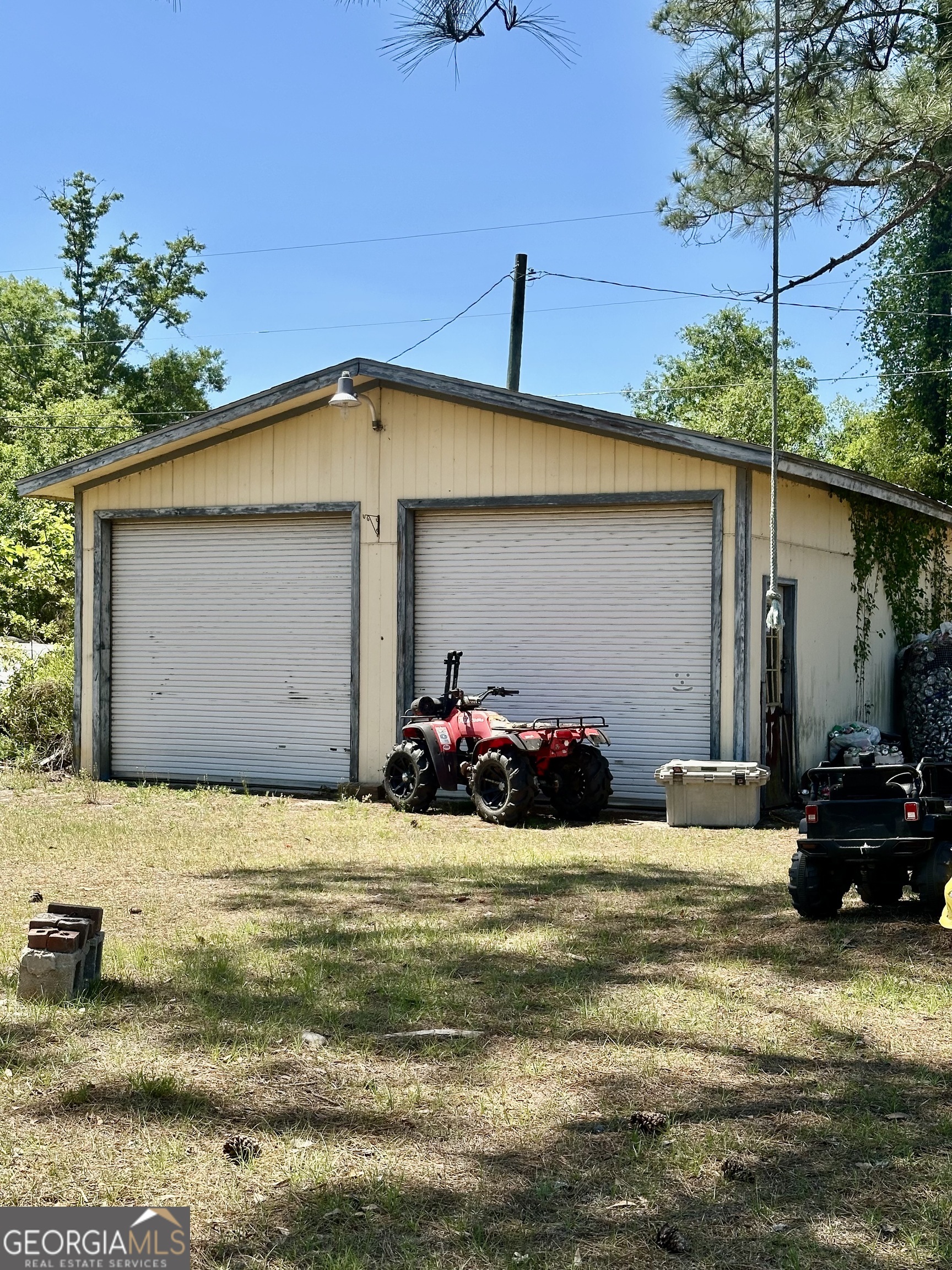 4240 White Tail Way Blackshear GA 31516