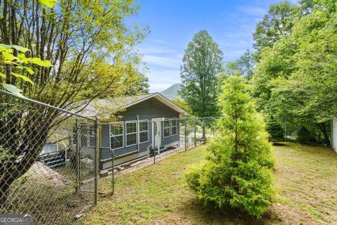 3514 Old Hwy 64 W Warne NC 28909