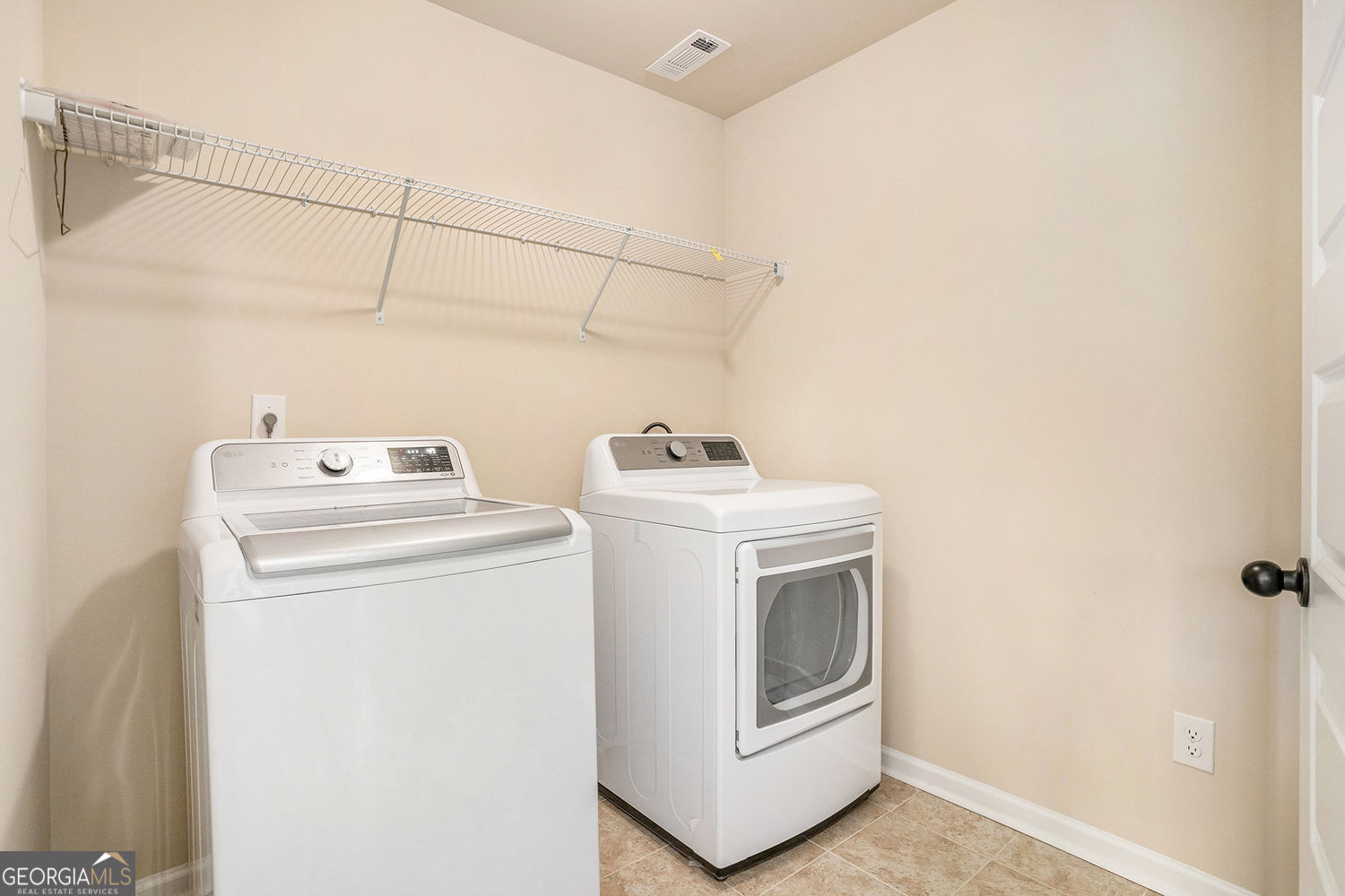 381 Homestead Circle Forsyth GA 31029