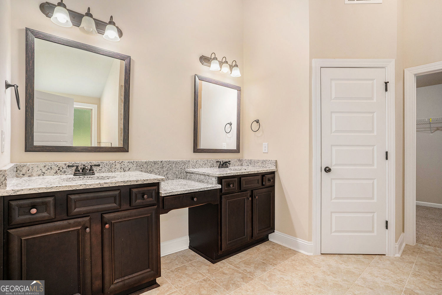 381 Homestead Circle Forsyth GA 31029