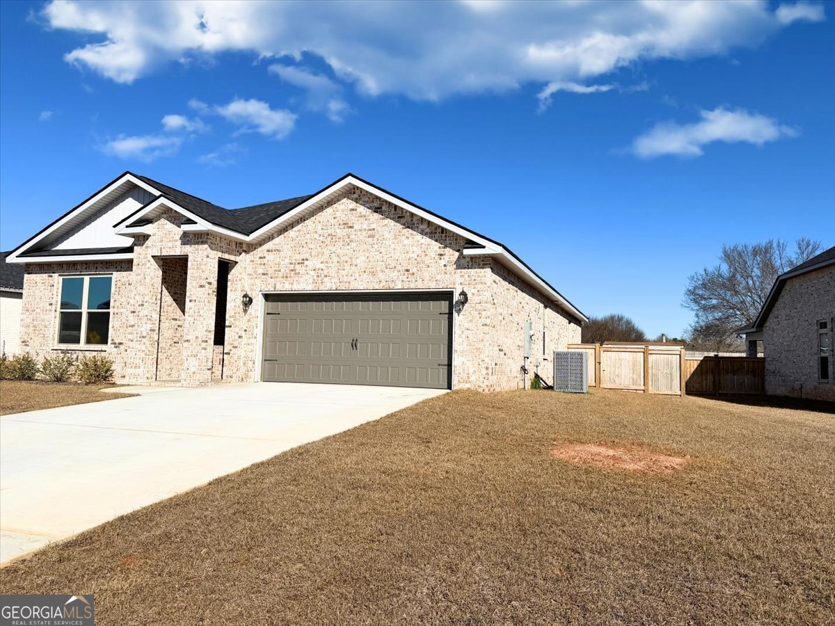 417 Otters Ridge Drive Kathleen GA 31047