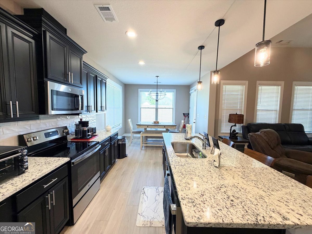 417 Otters Ridge Drive Kathleen GA 31047