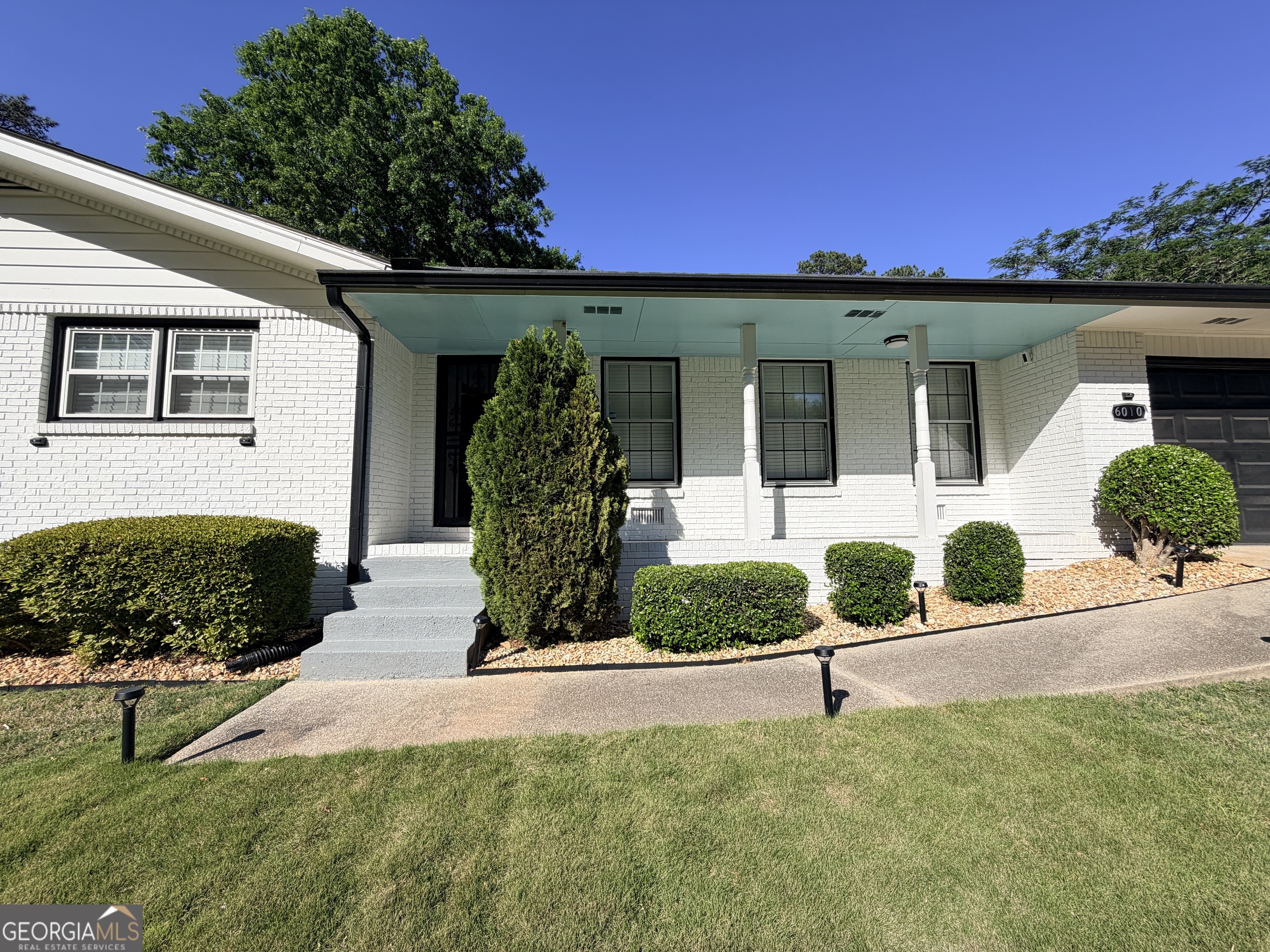 6010 Shadow Rock Drive Lithonia GA 30058