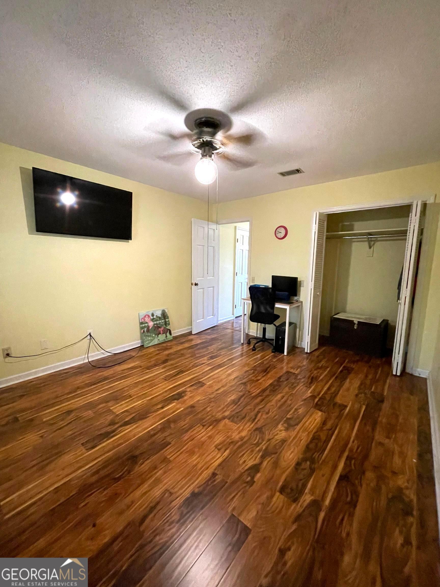 1104 Lakeview Drive Blackshear GA 31516