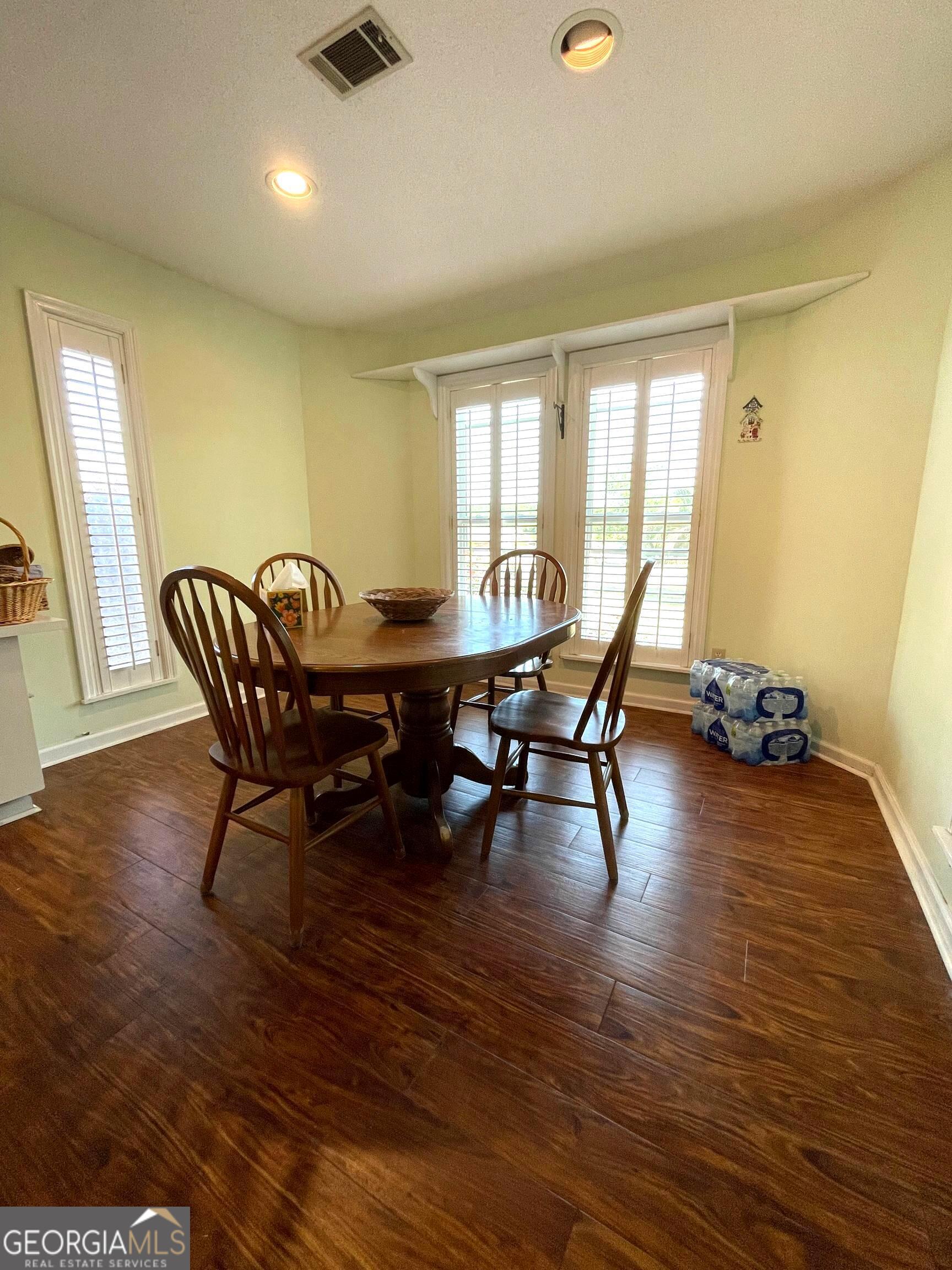 1104 Lakeview Drive Blackshear GA 31516