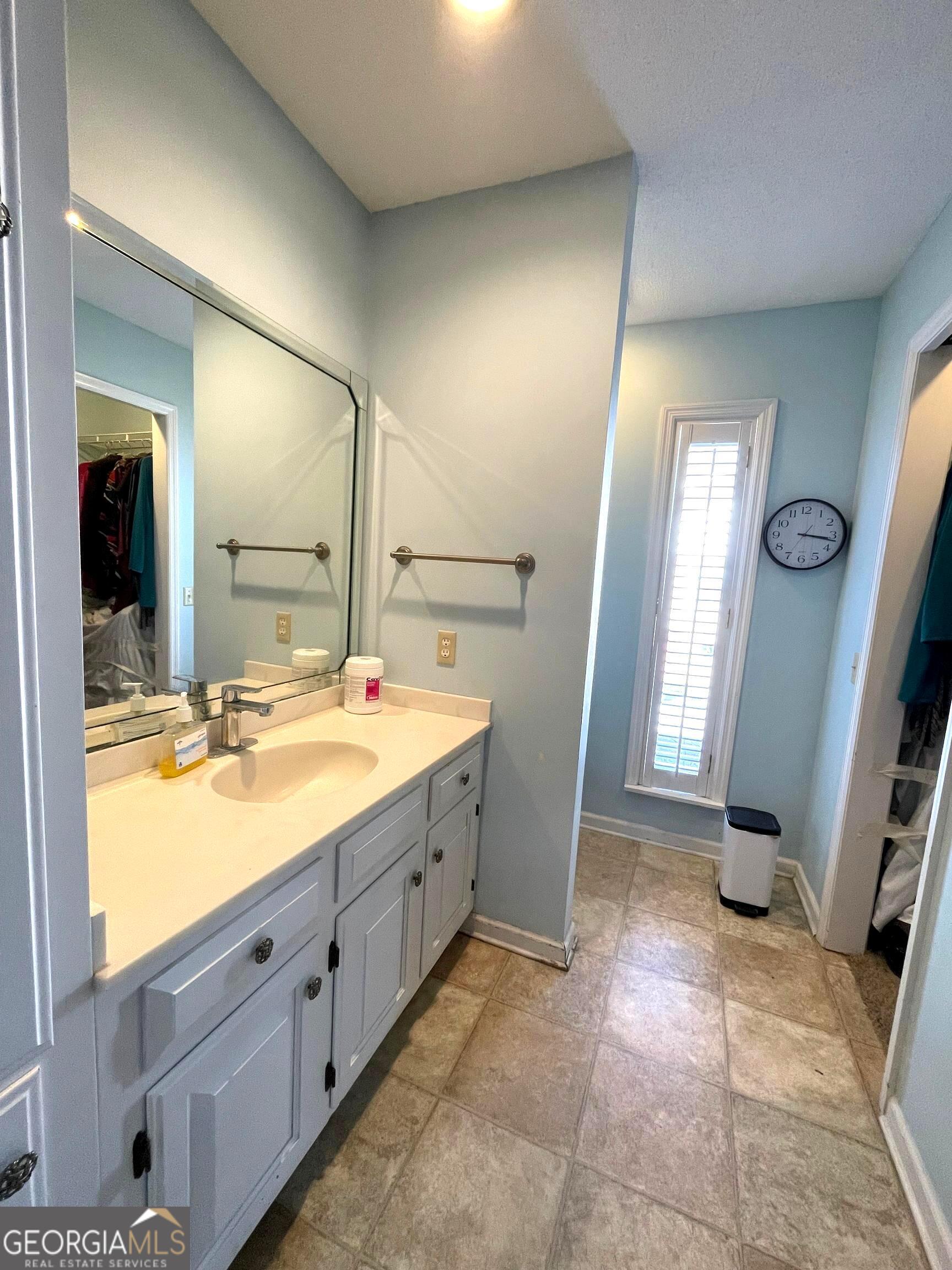 1104 Lakeview Drive Blackshear GA 31516