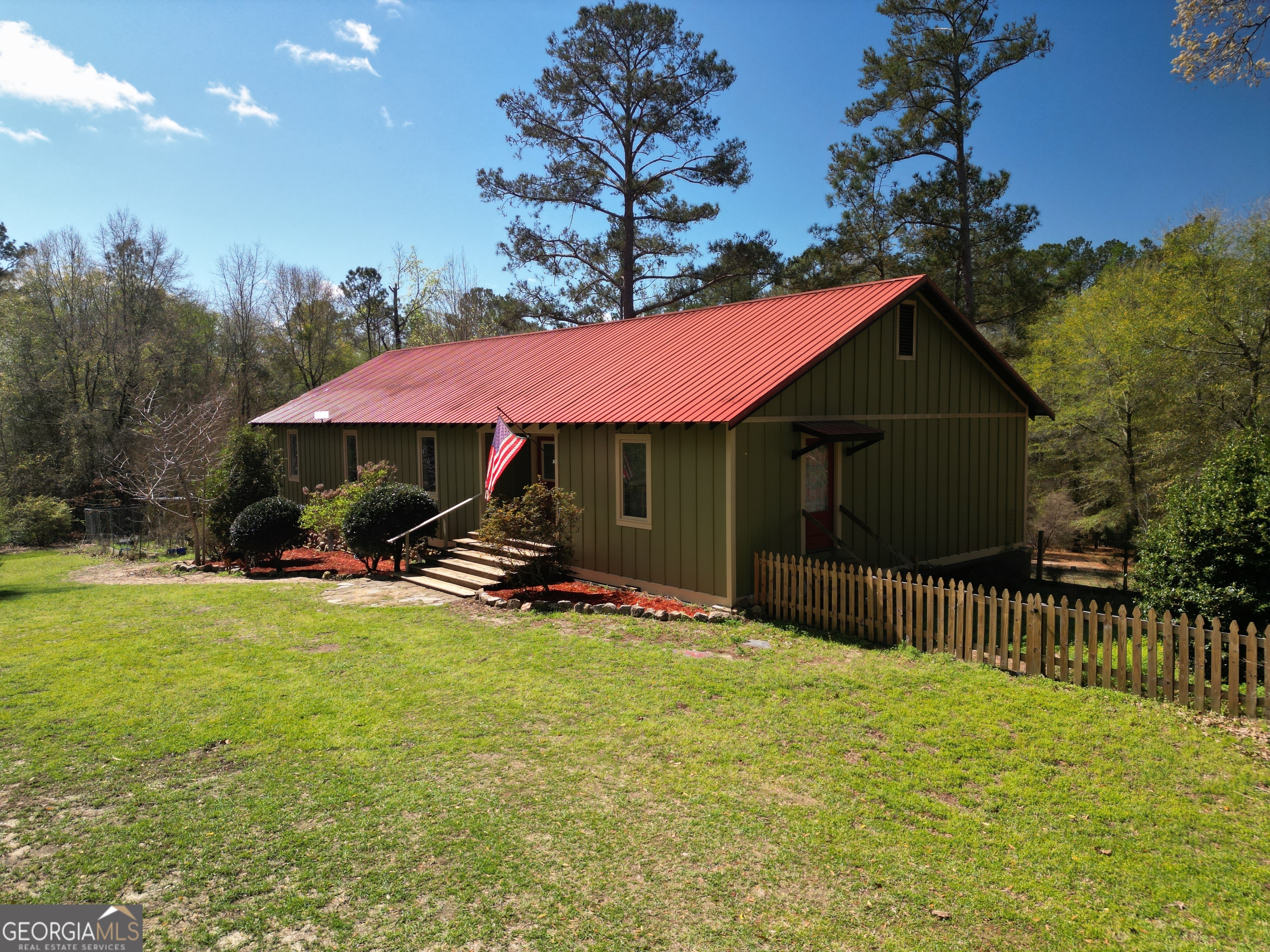 162 Bacon Street Irwinton GA 31042