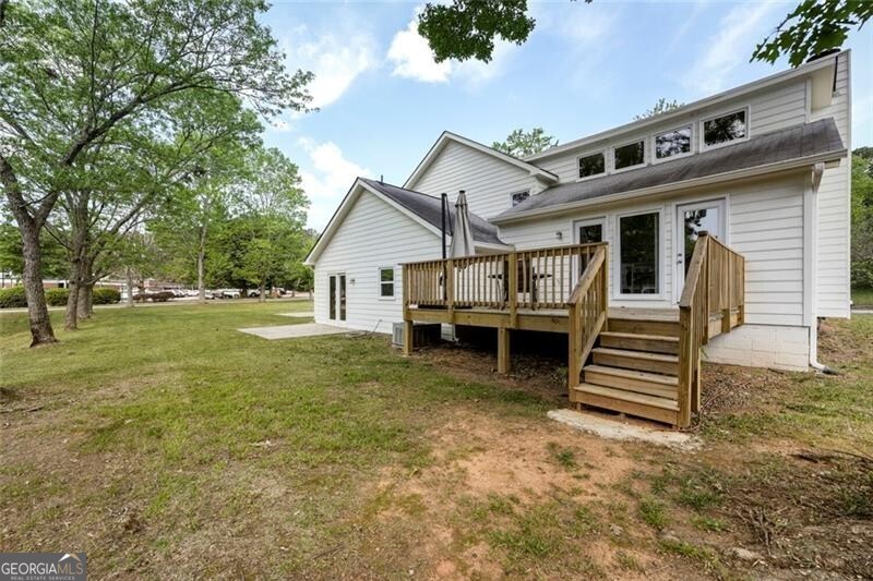 11 Parkmont Drive Roswell GA 30076