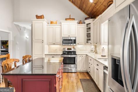 1702 Cedar Cliff Road Hiawassee GA 30546
