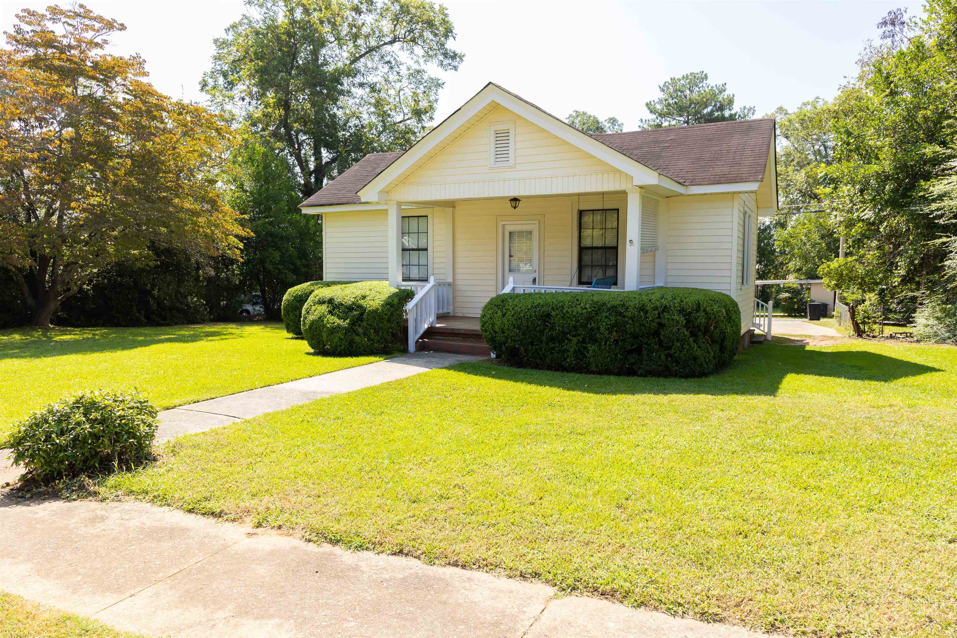 524 W Goodrich Avenue Thomaston GA 30286