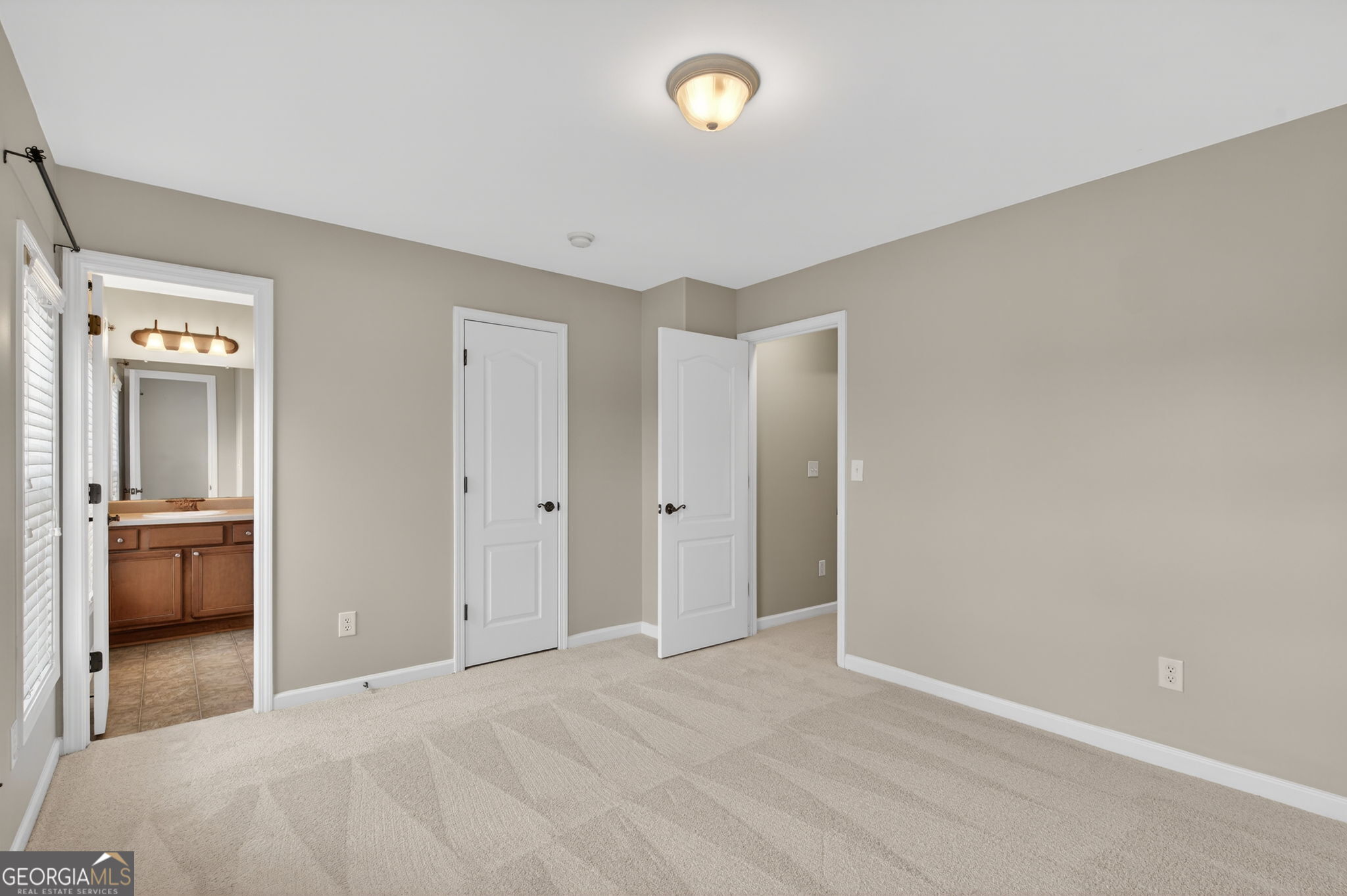 1186 Lake Point Way Suwanee GA 30024