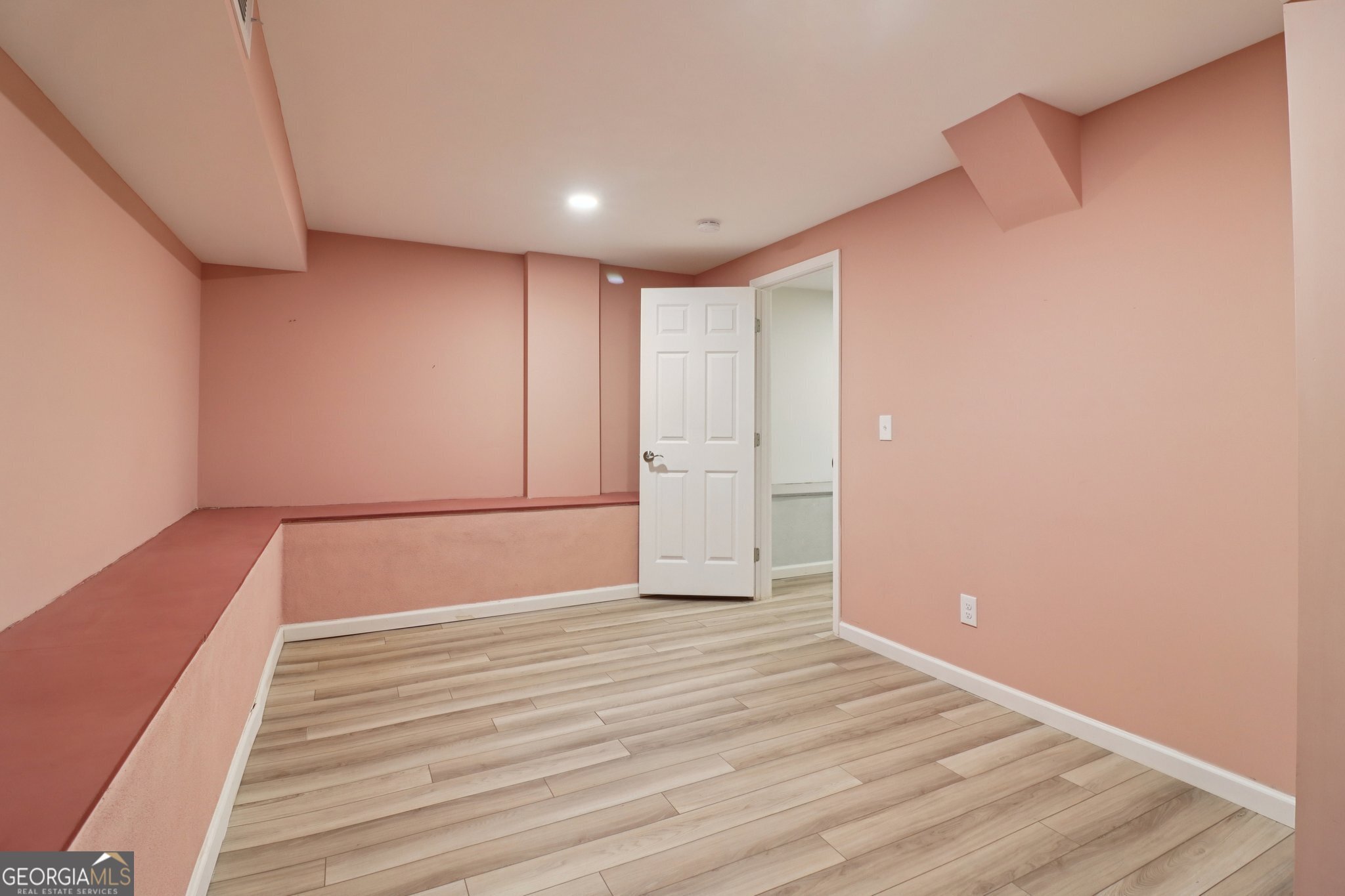 937 Hidden Falls Lane SE Smyrna GA 30082