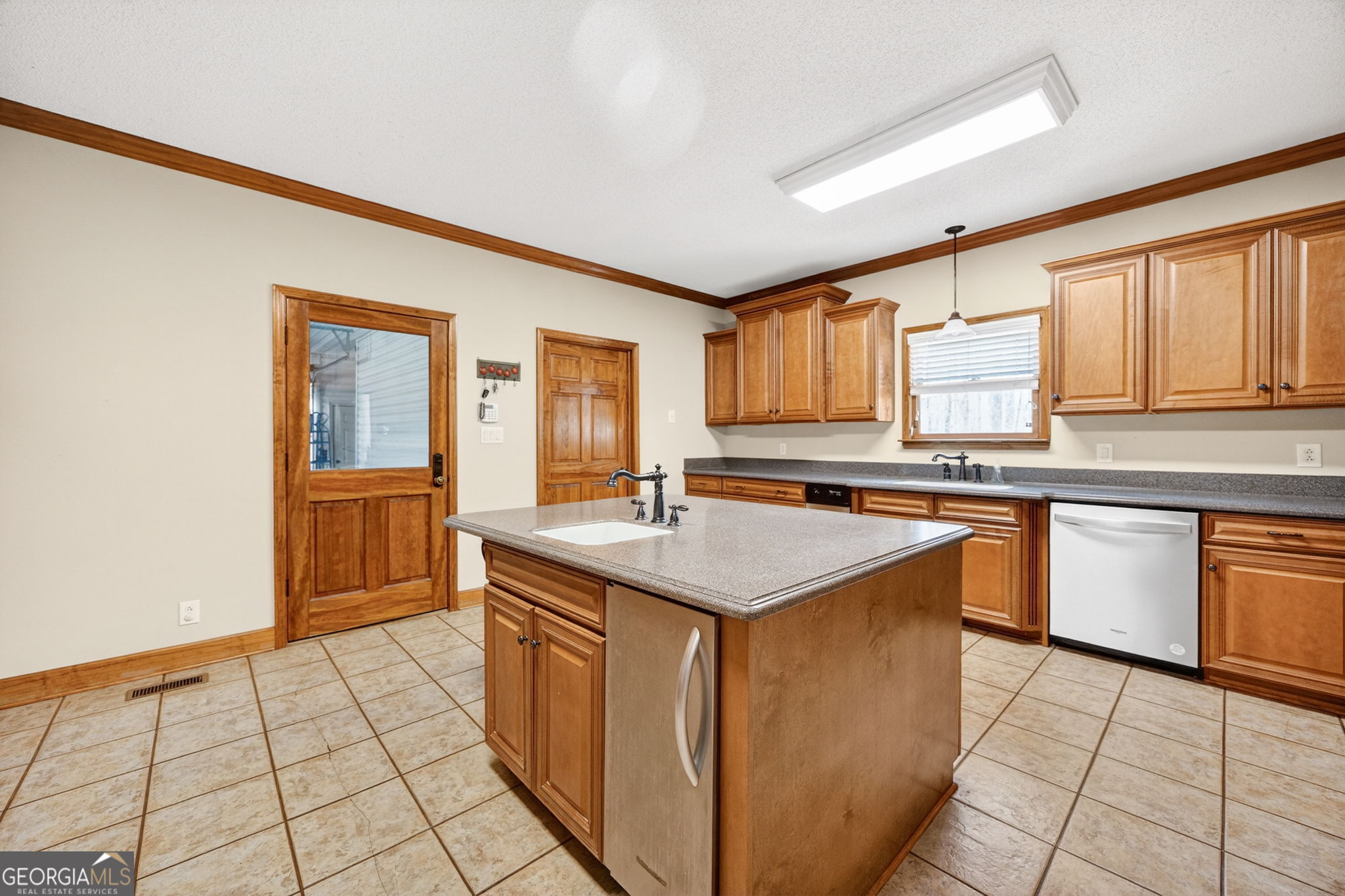 179 Stone Edge Drive Gray GA 31032