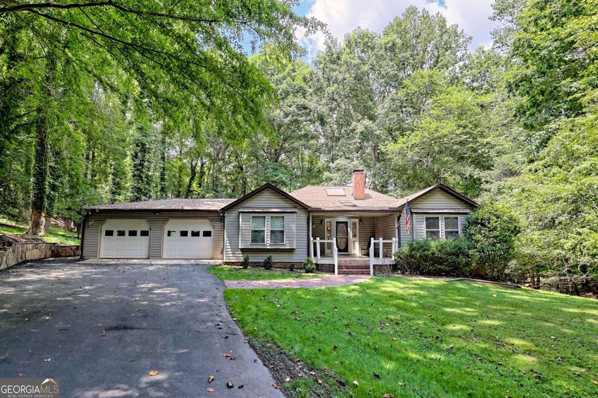 993 Lakeside Drive Blairsville GA 30512