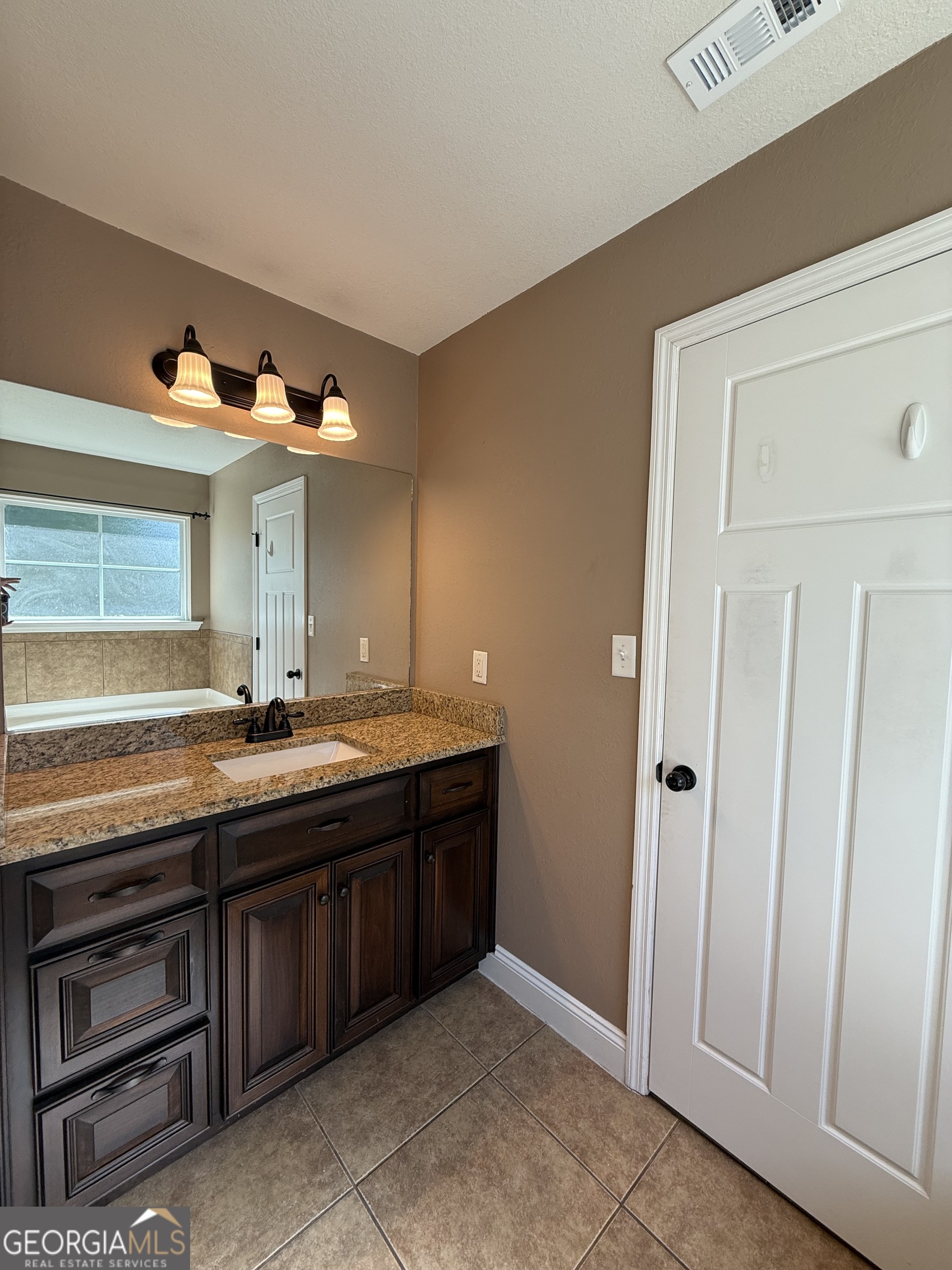 4878 Stonewall Circle Valdosta GA 31605