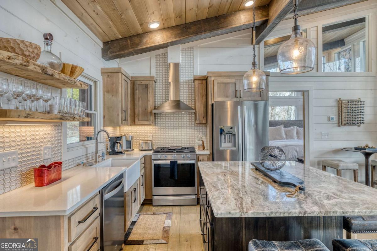 49 Chestnut Overlook Blue Ridge GA 30513