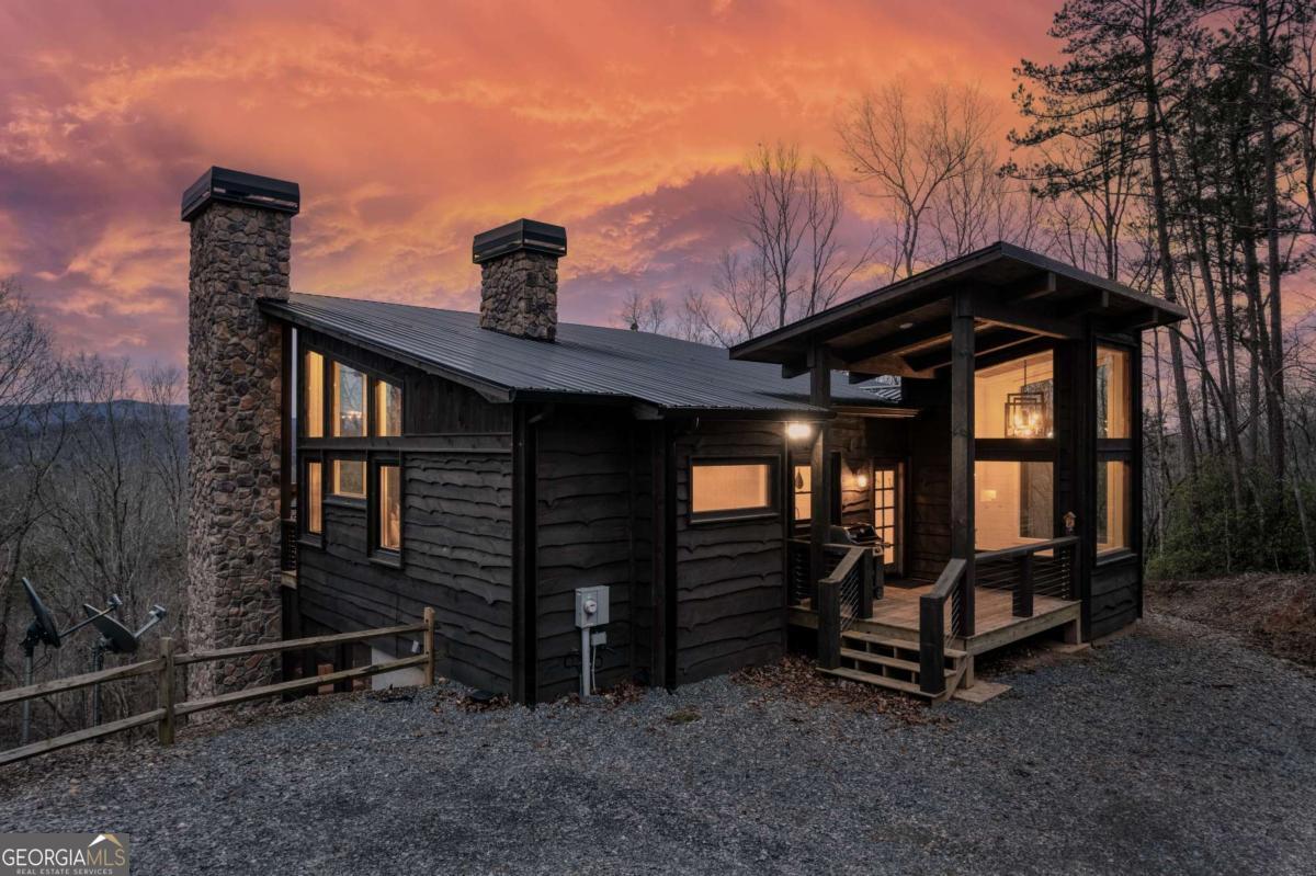 49 Chestnut Overlook Blue Ridge GA 30513