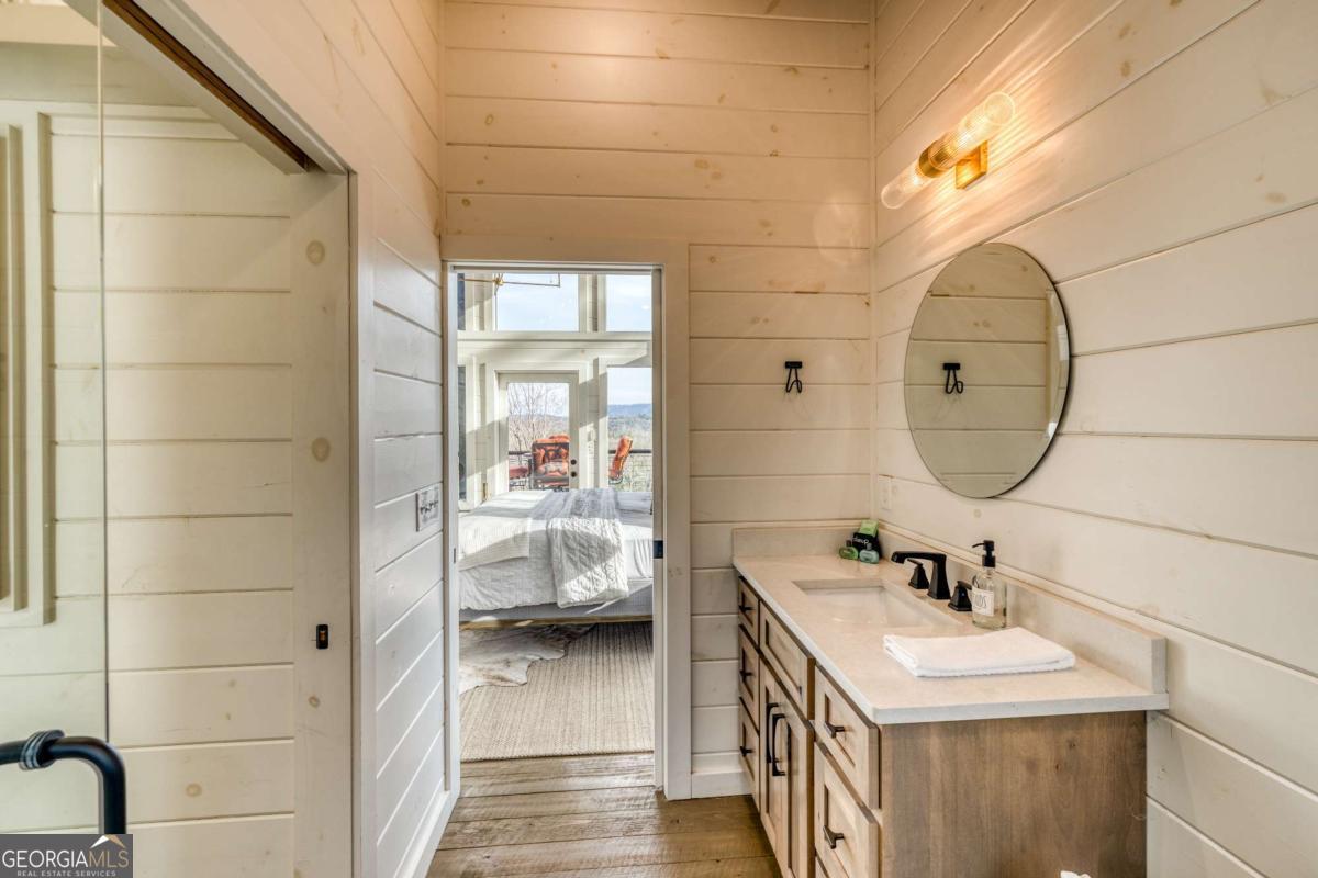 49 Chestnut Overlook Blue Ridge GA 30513