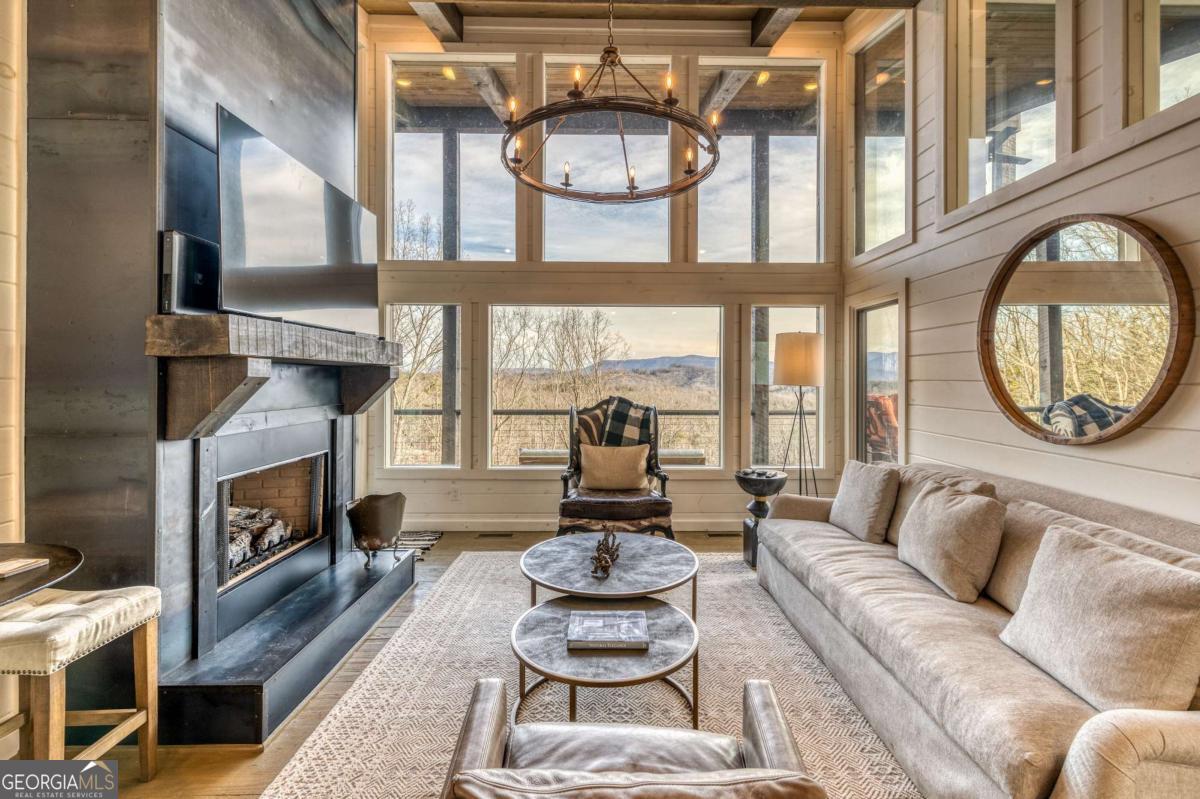 49 Chestnut Overlook Blue Ridge GA 30513