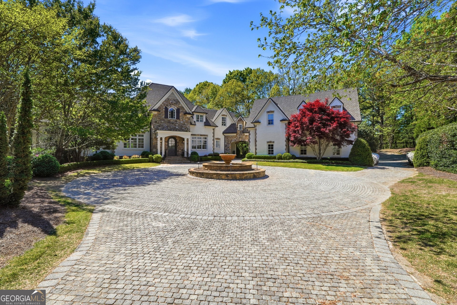 218 Londonberry Road Atlanta GA 30327