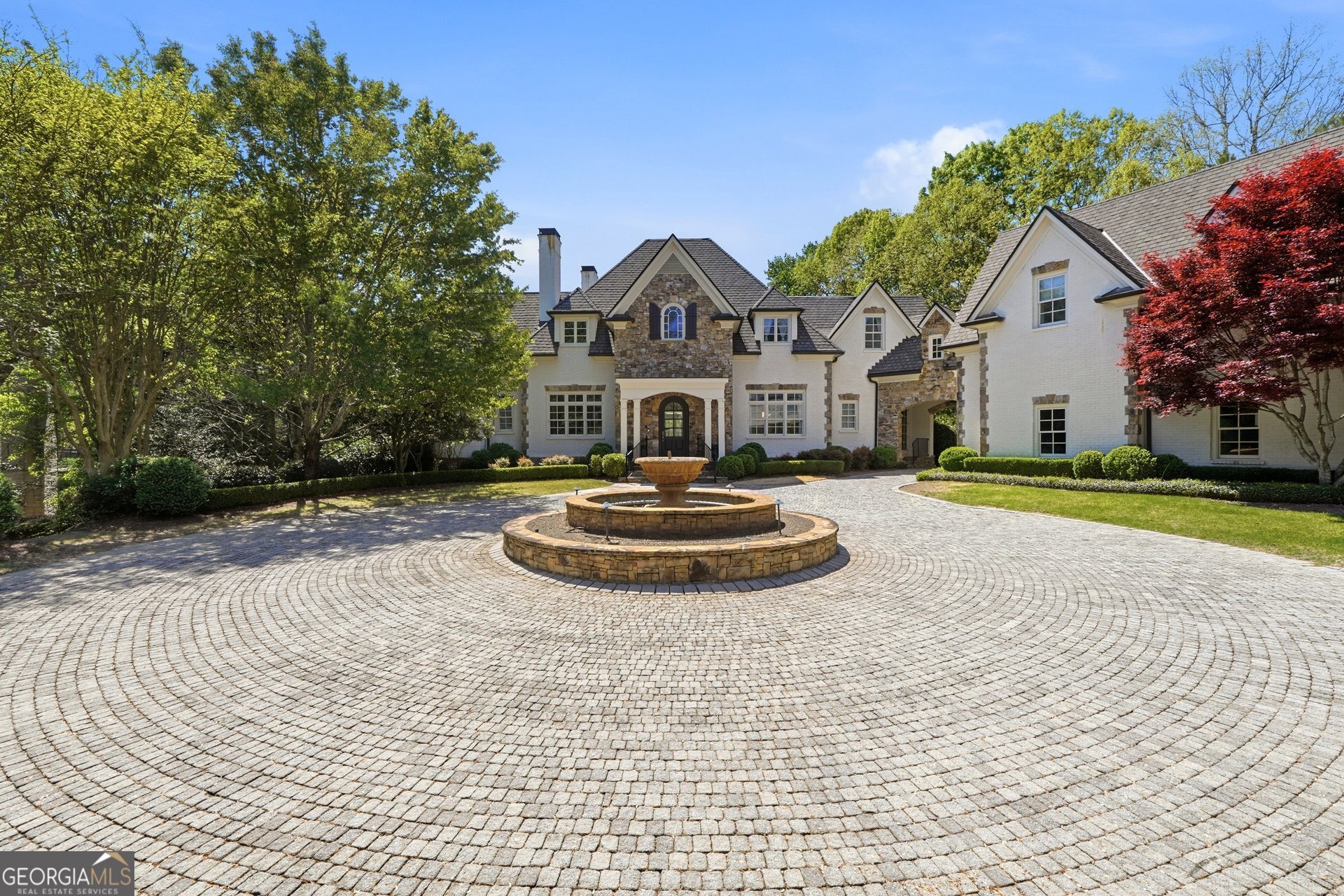 218 Londonberry Road Atlanta GA 30327