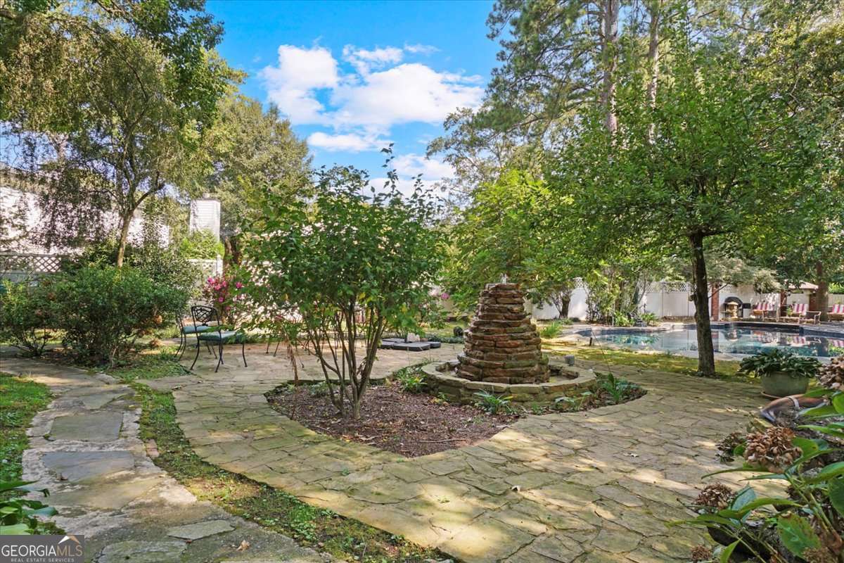 3061 Peachtree Drive NE Atlanta GA 30305